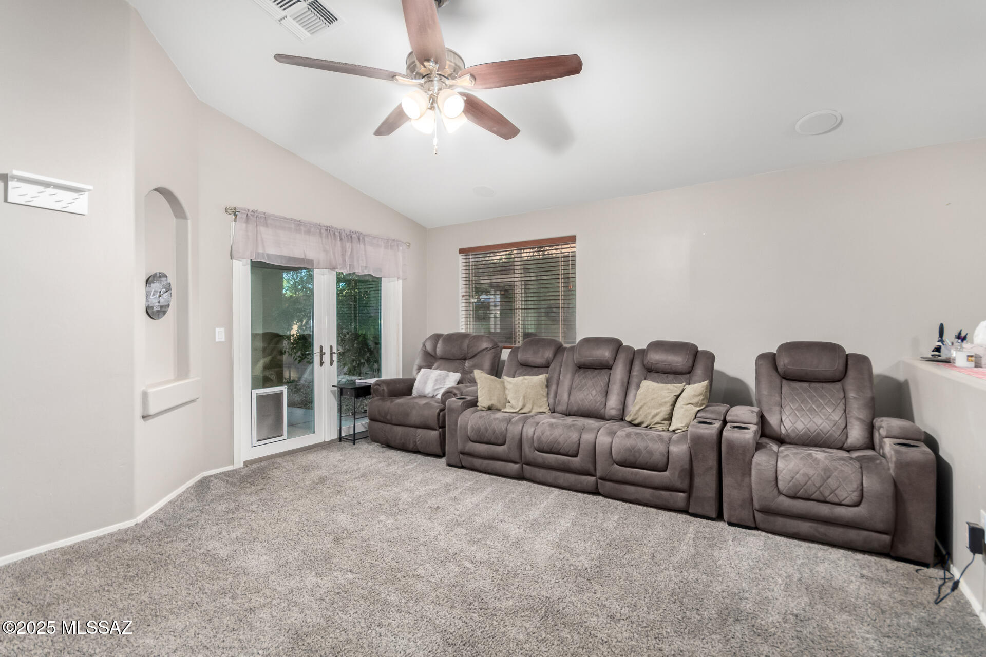 111 S Beyerville Place