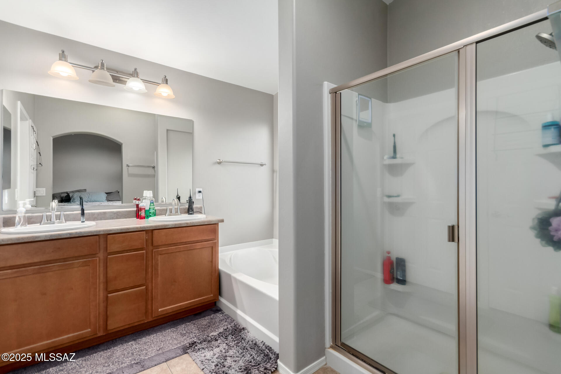 111 S Beyerville Place