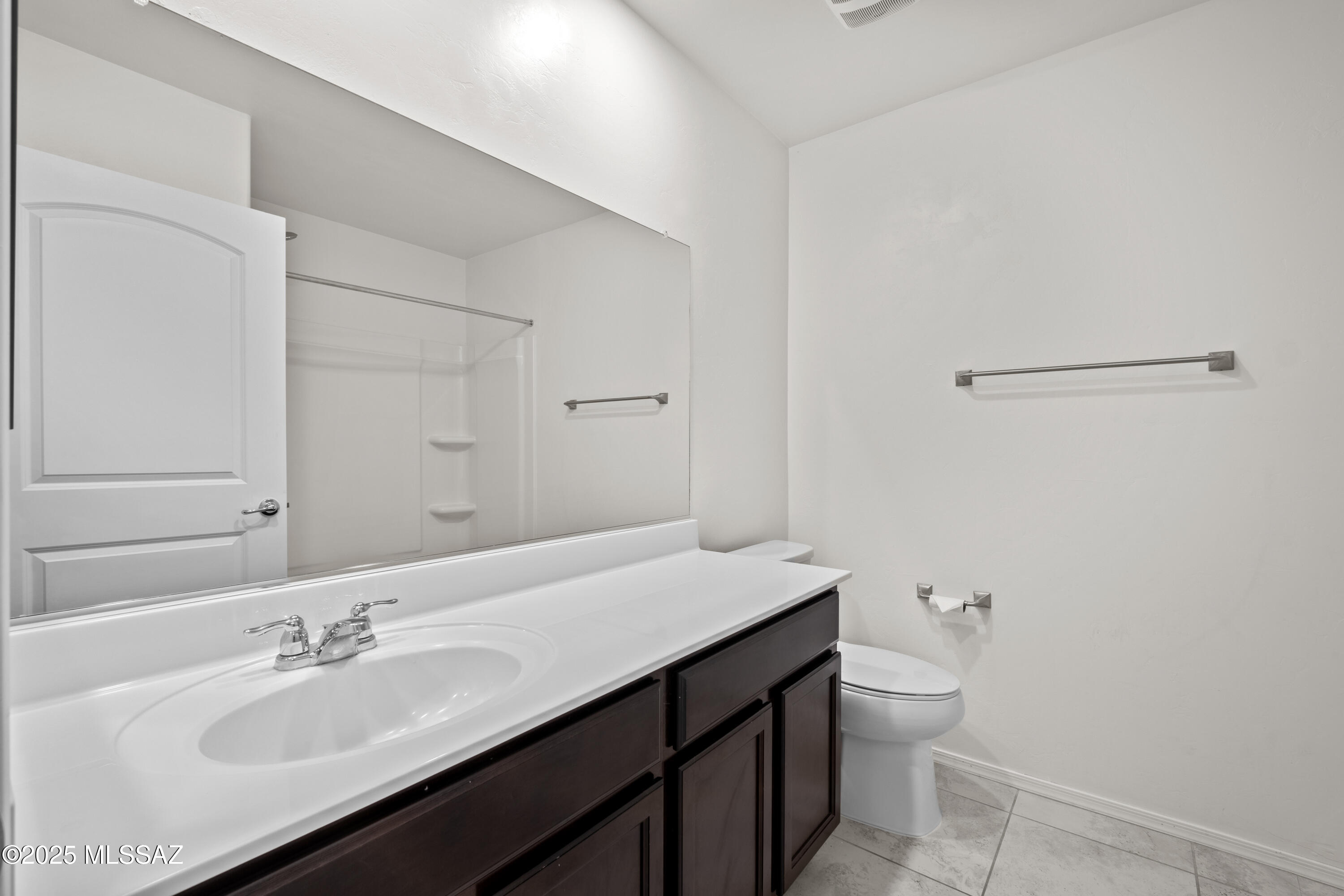 884 W Calle Sucre