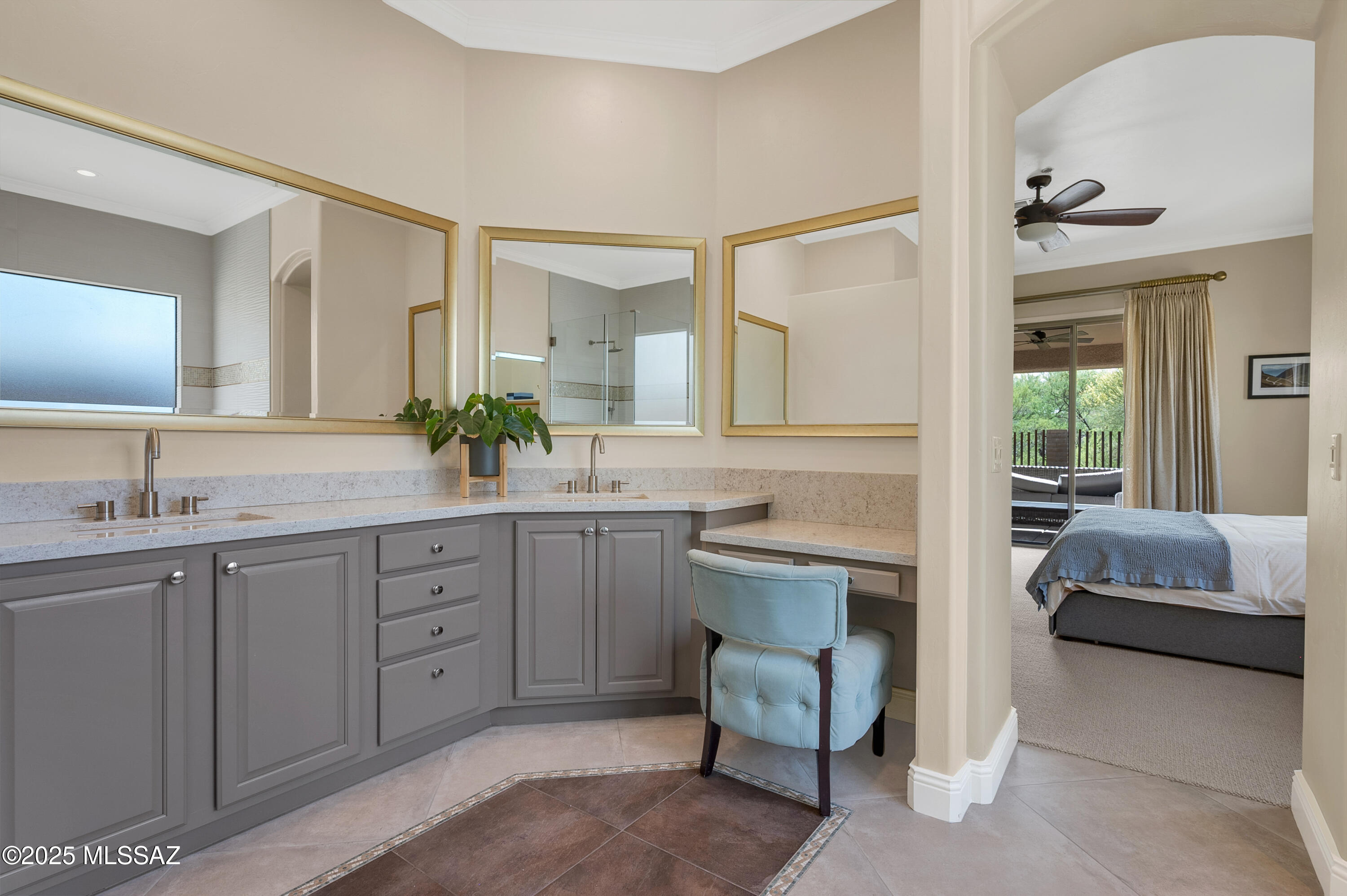 1808 W Quartz Rock Place