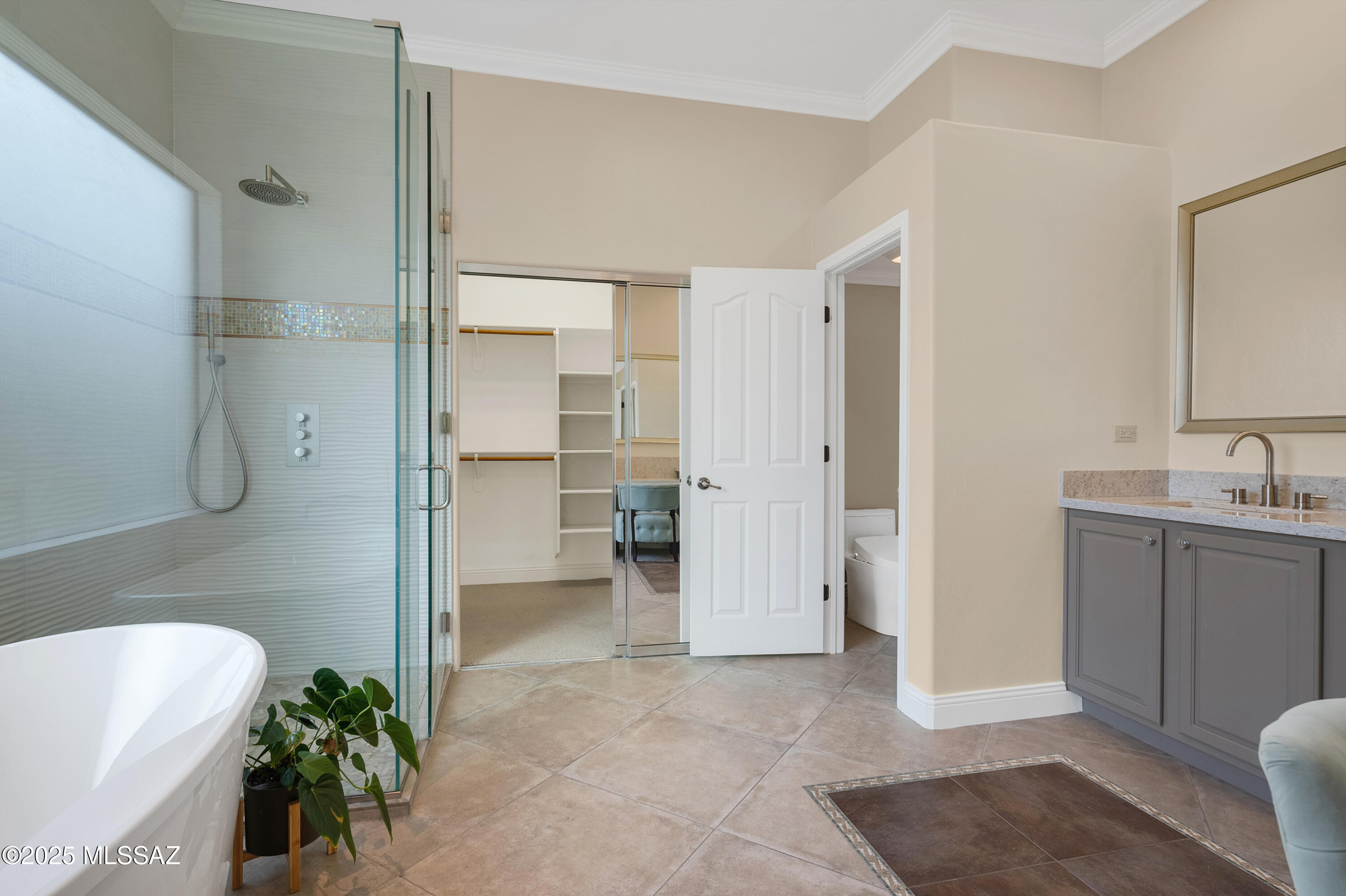 1808 W Quartz Rock Place