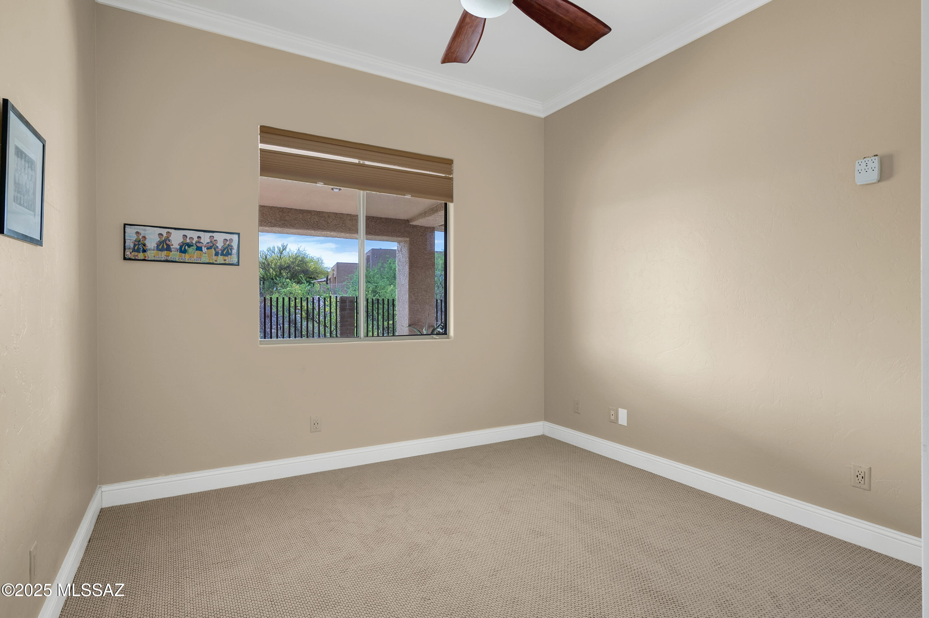 1808 W Quartz Rock Place