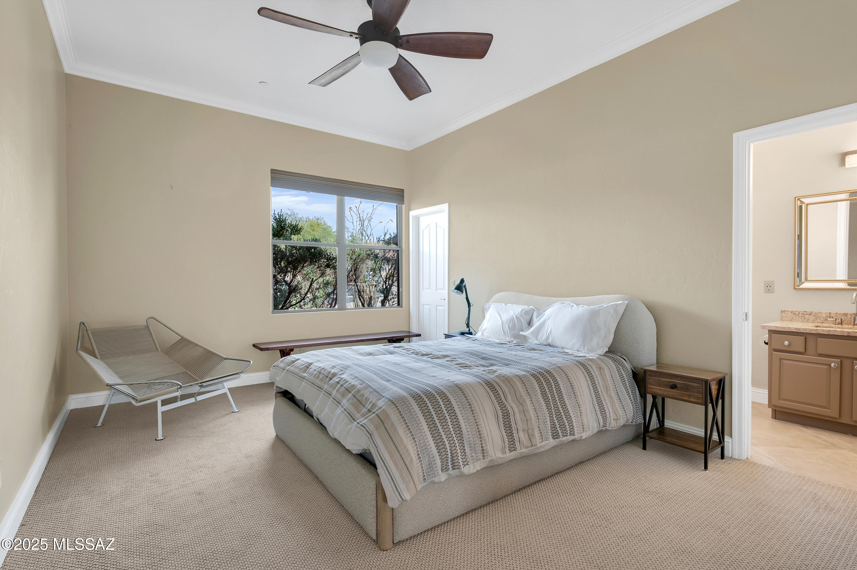 1808 W Quartz Rock Place