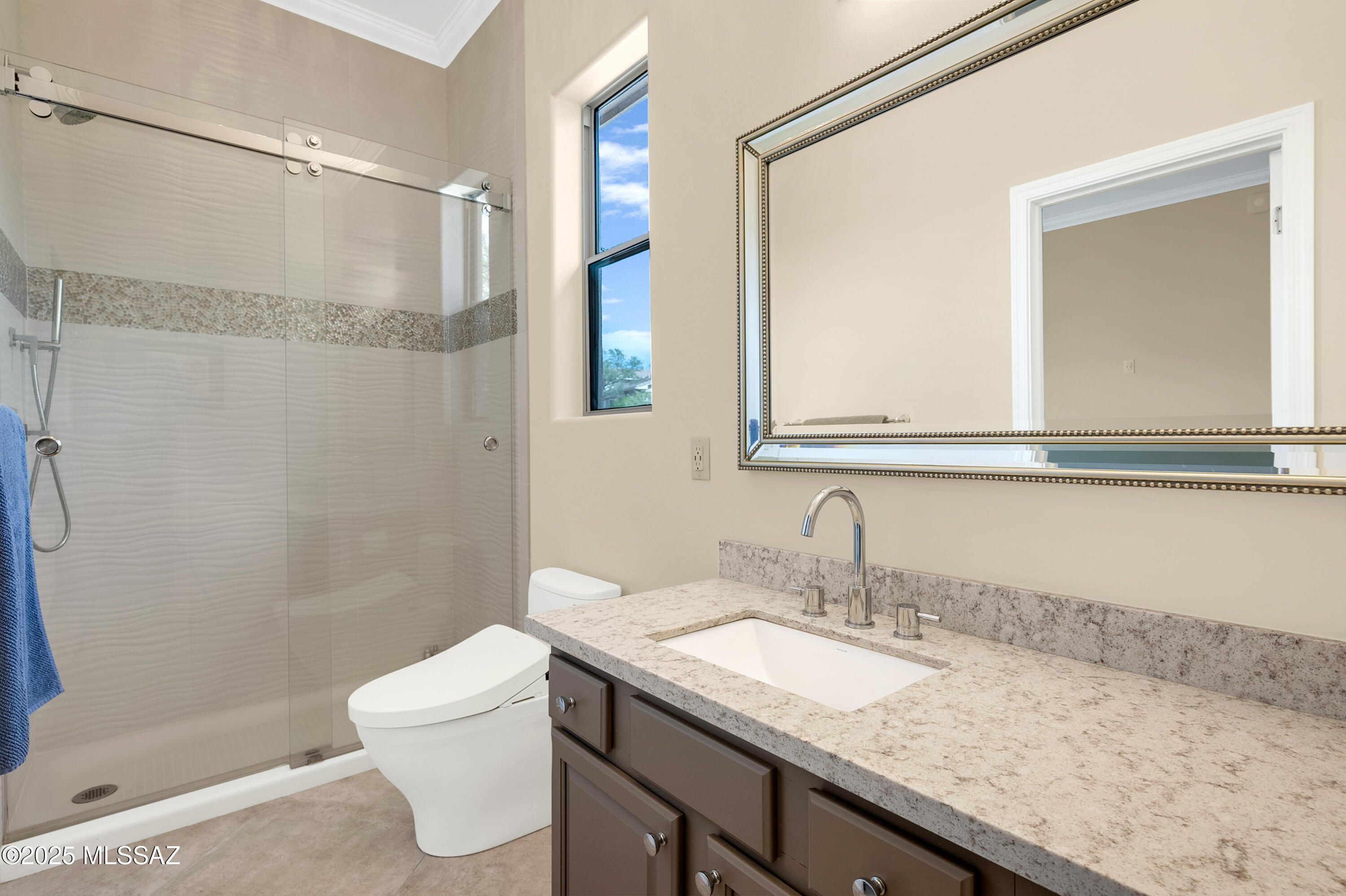 1808 W Quartz Rock Place