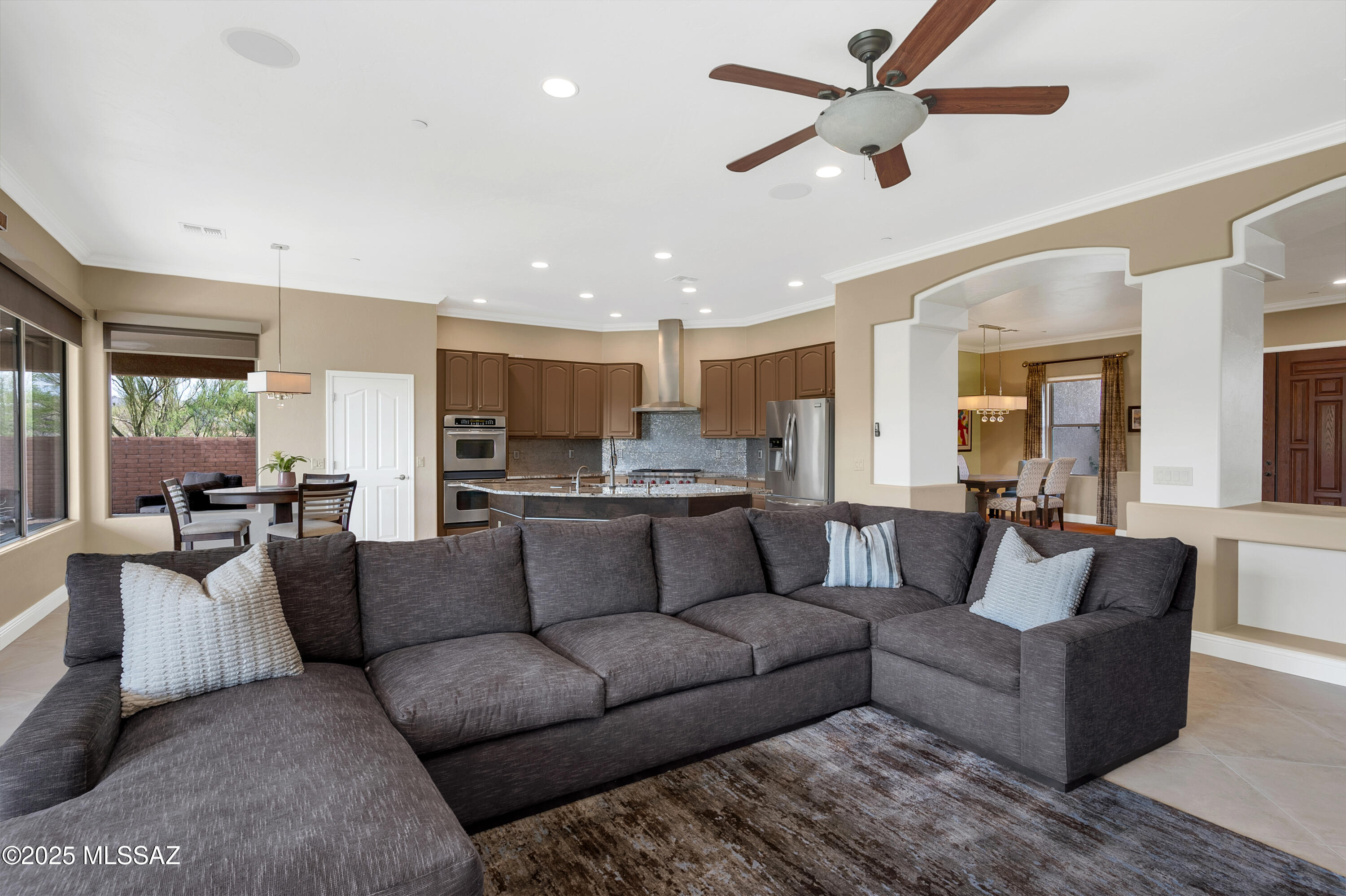 1808 W Quartz Rock Place