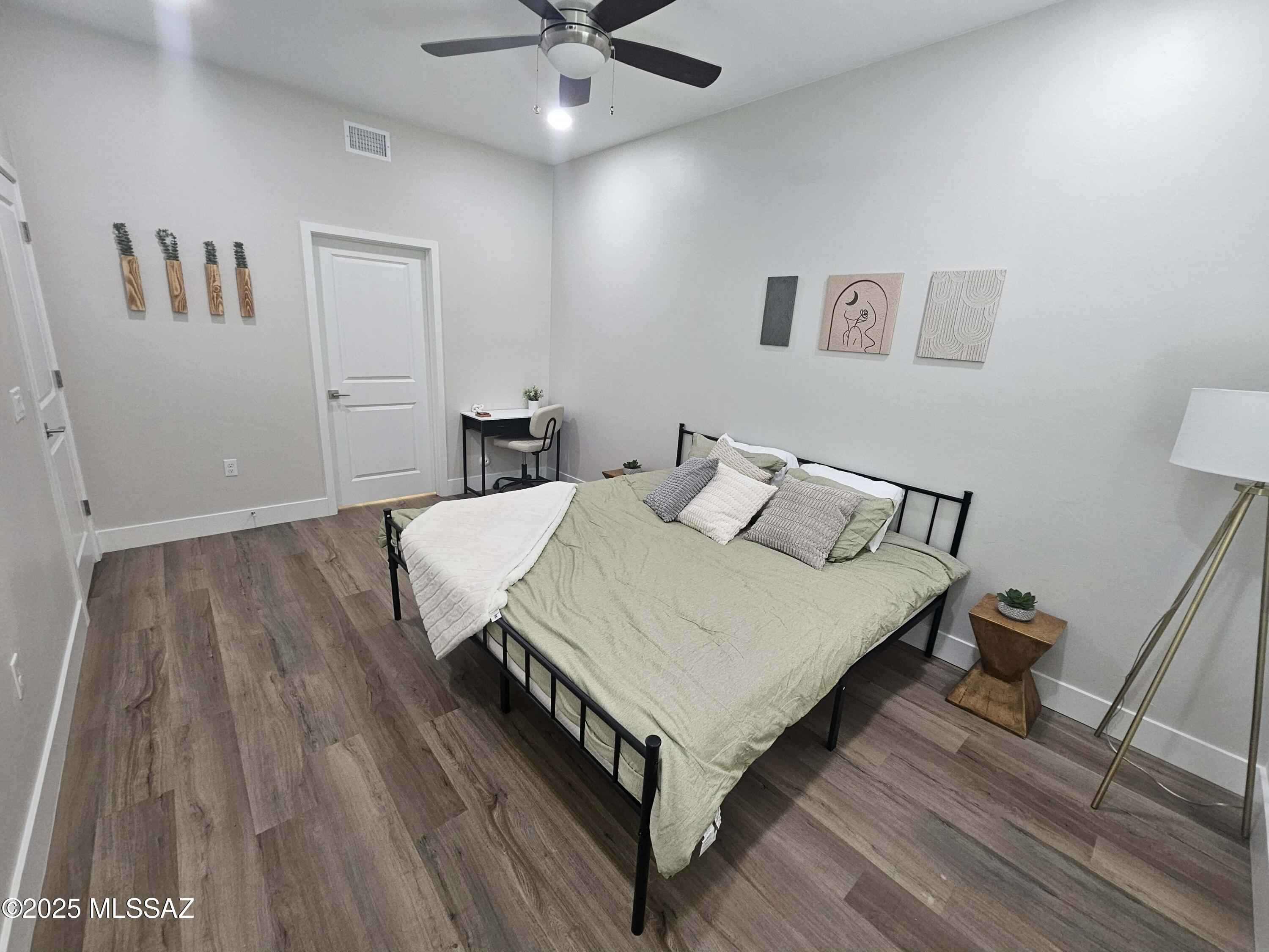 2020 E River Road Unit: 102