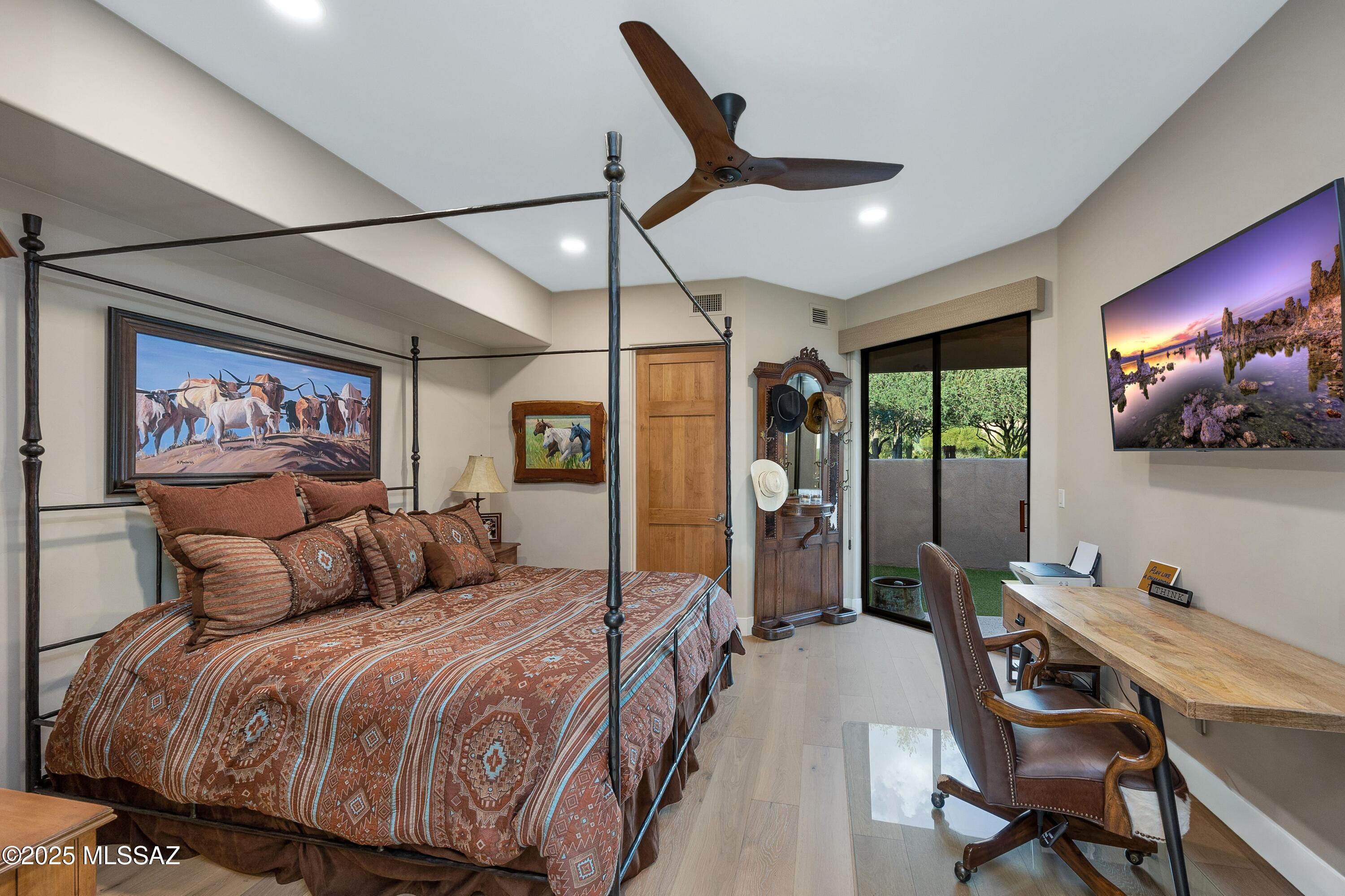 14198 N Gallery Place