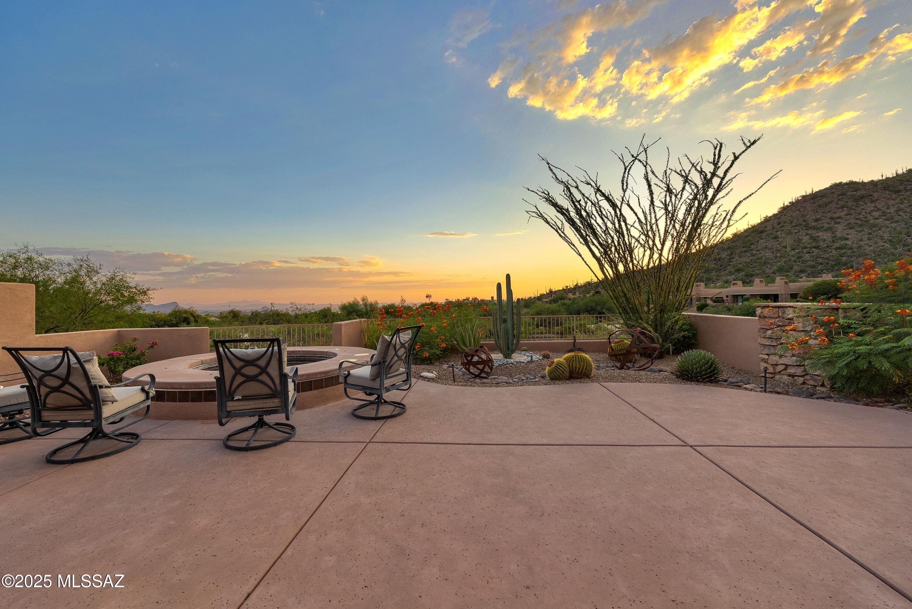 14198 N Gallery Place