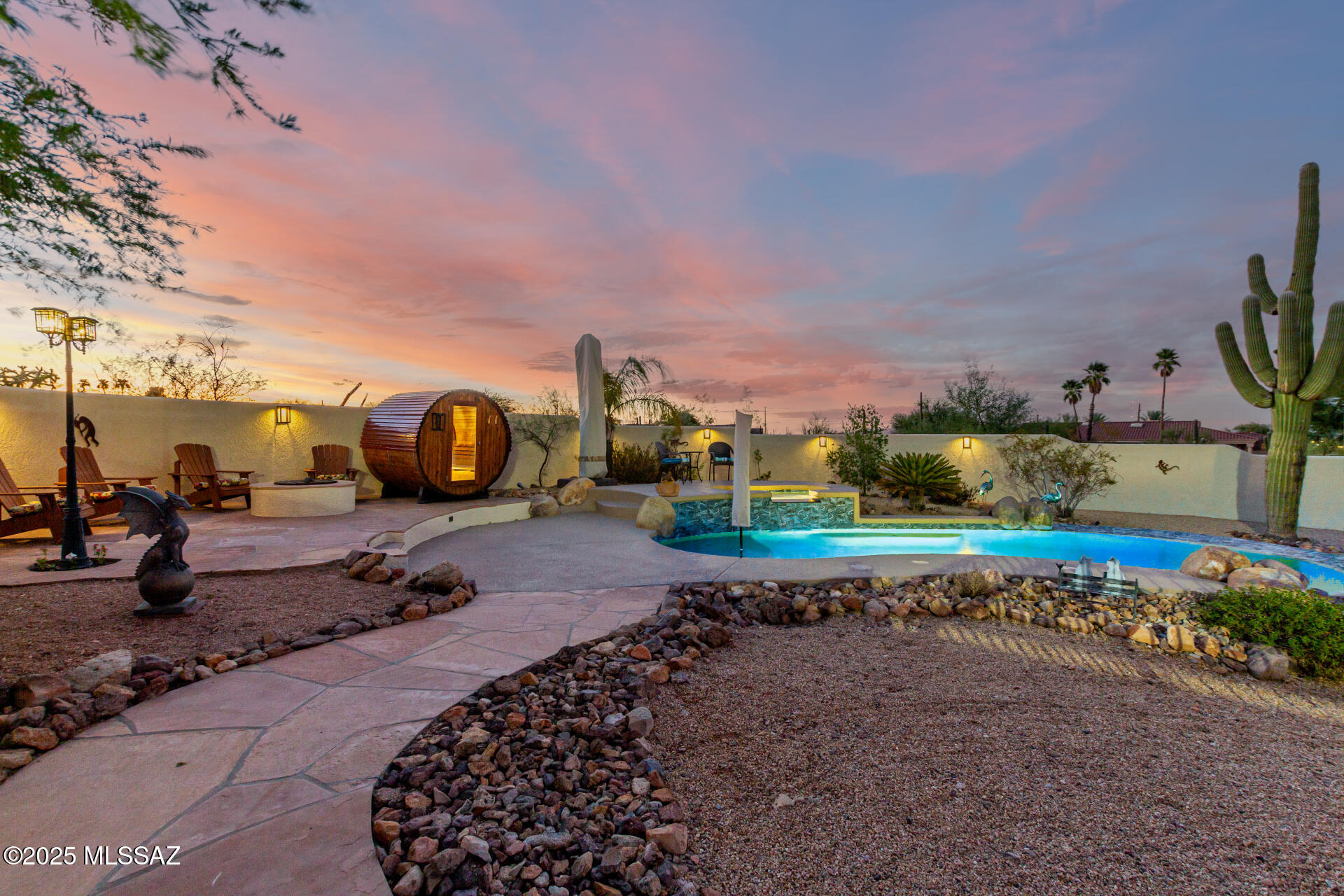 2592 W McClure Court