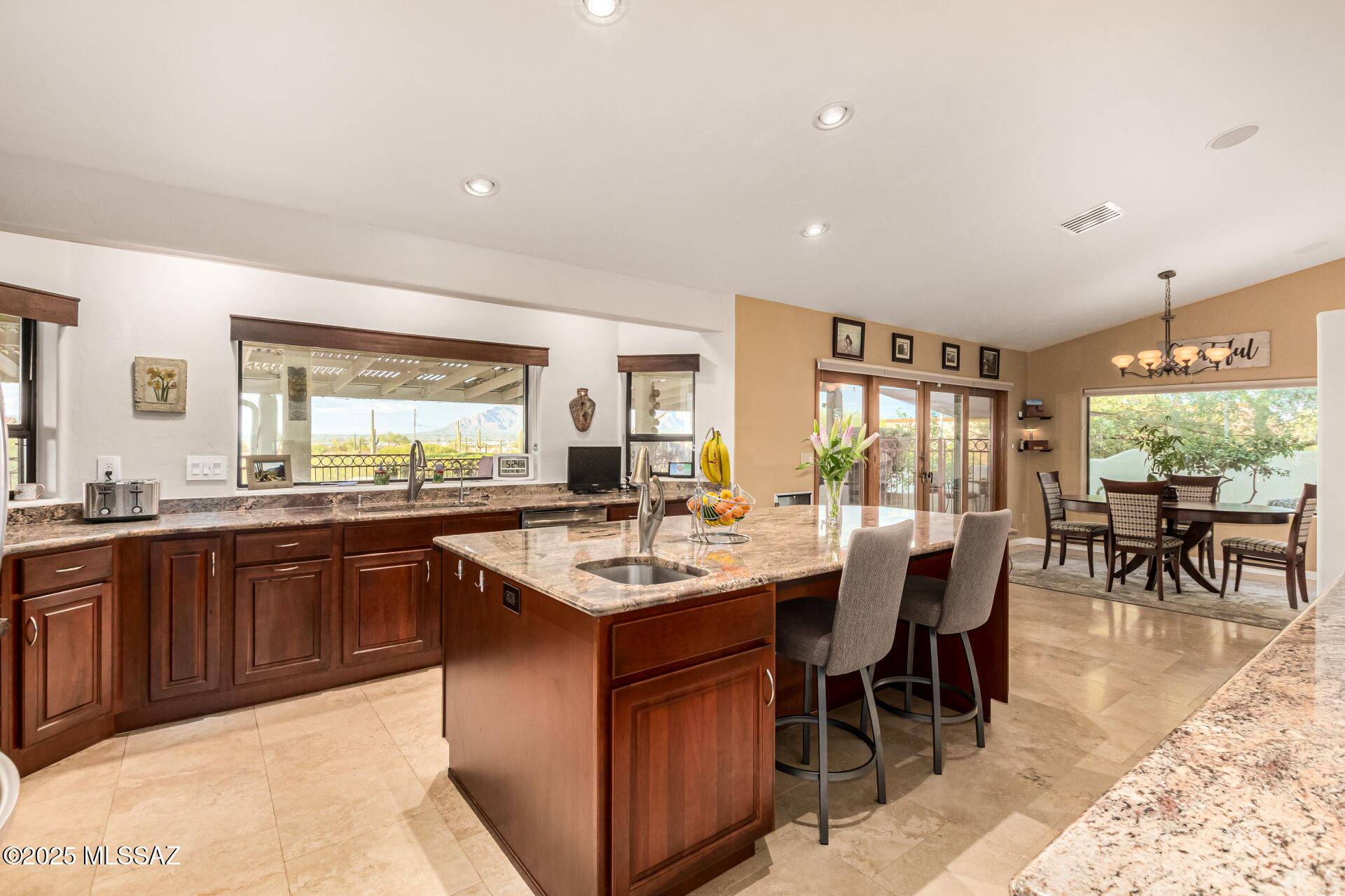 2592 W McClure Court