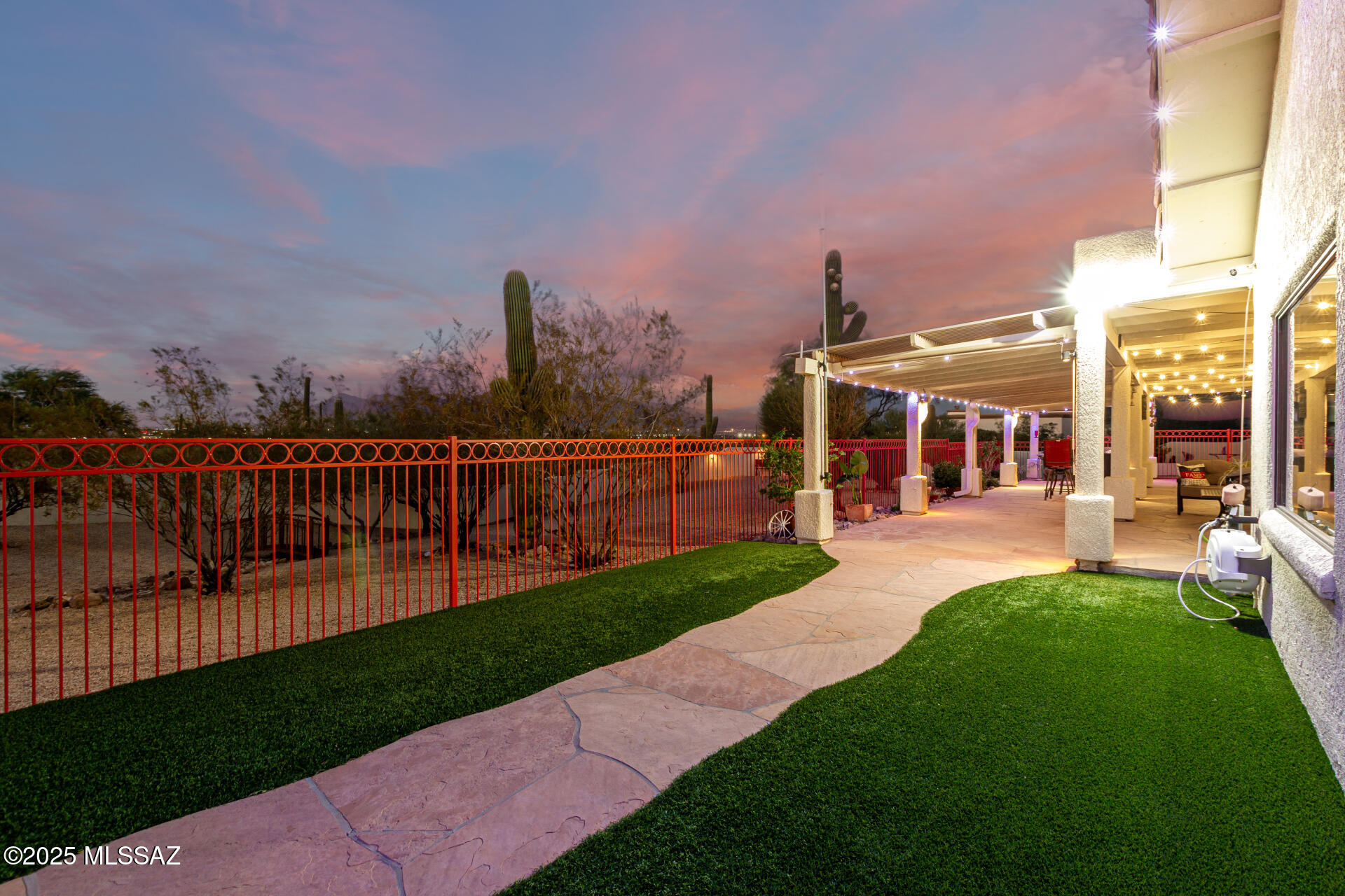 2592 W McClure Court