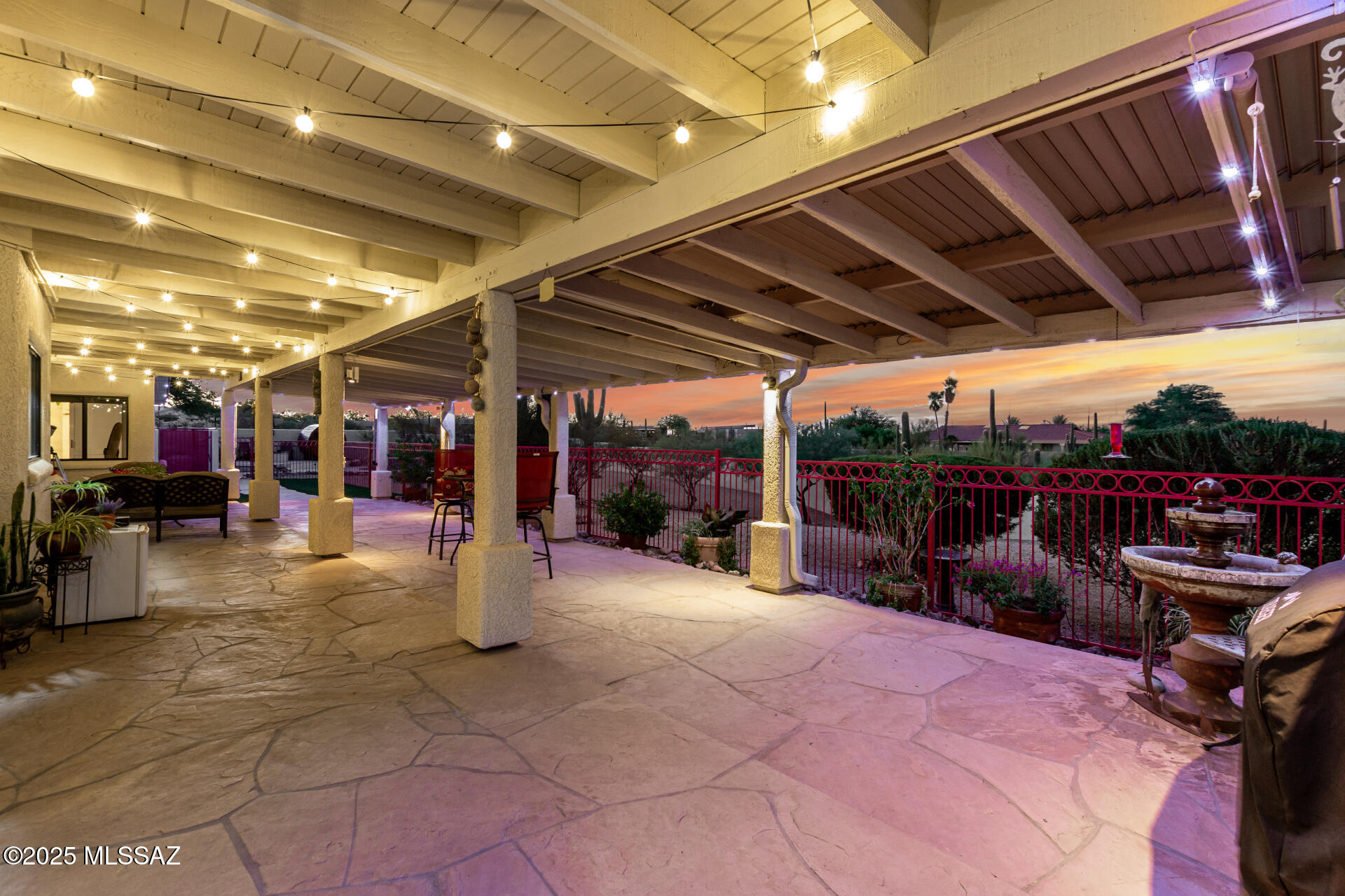 2592 W McClure Court