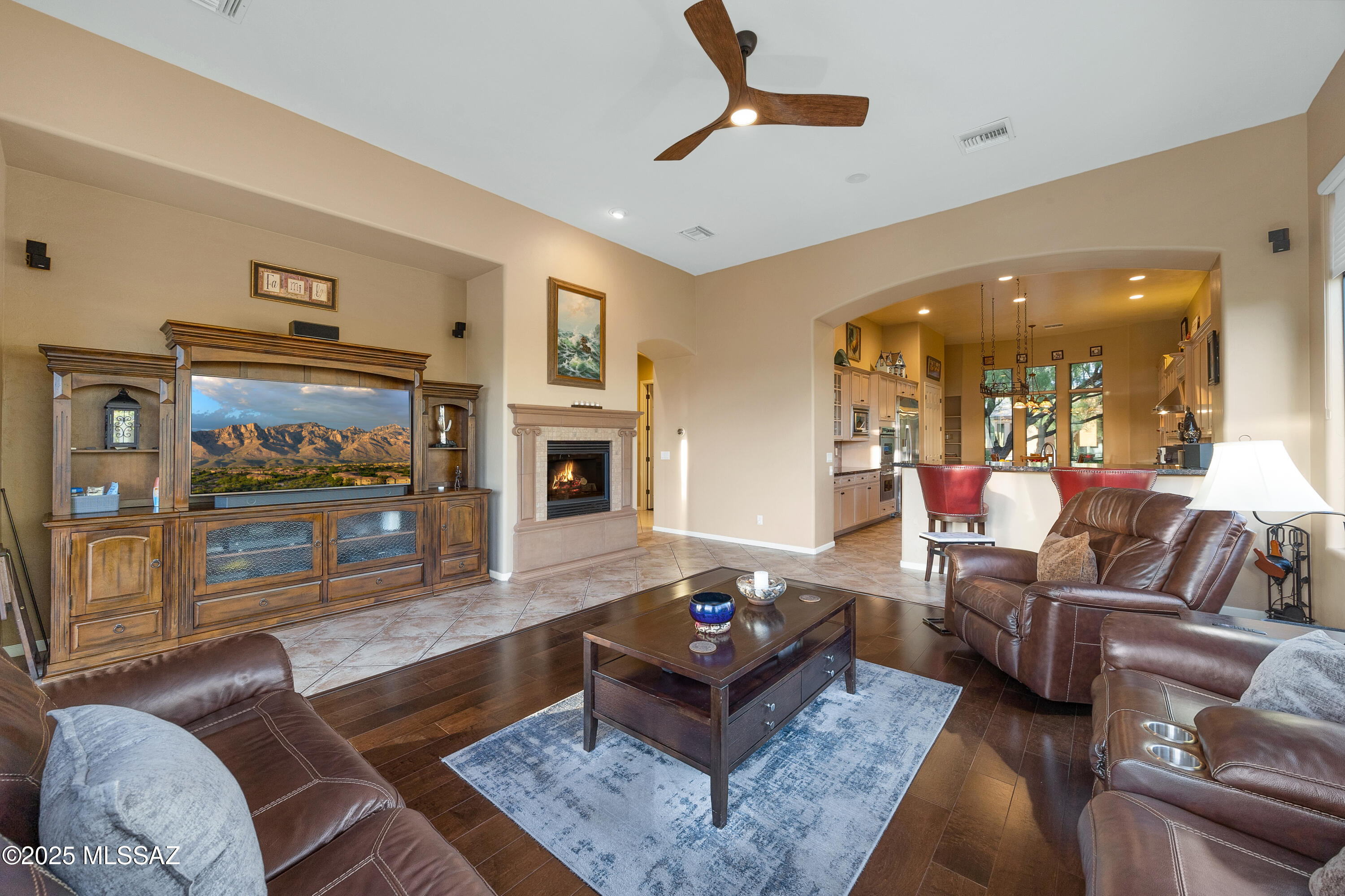 13837 N Steprock Canyon Place