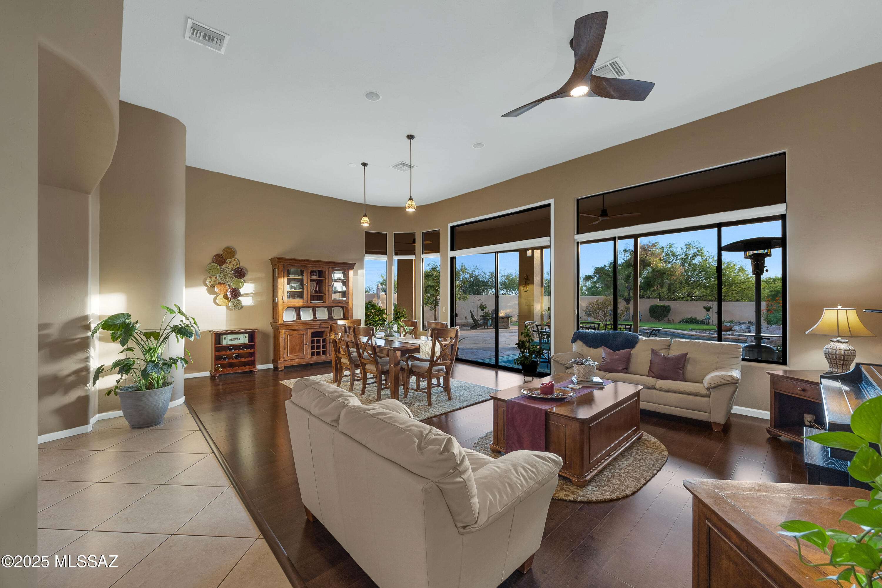 13837 N Steprock Canyon Place