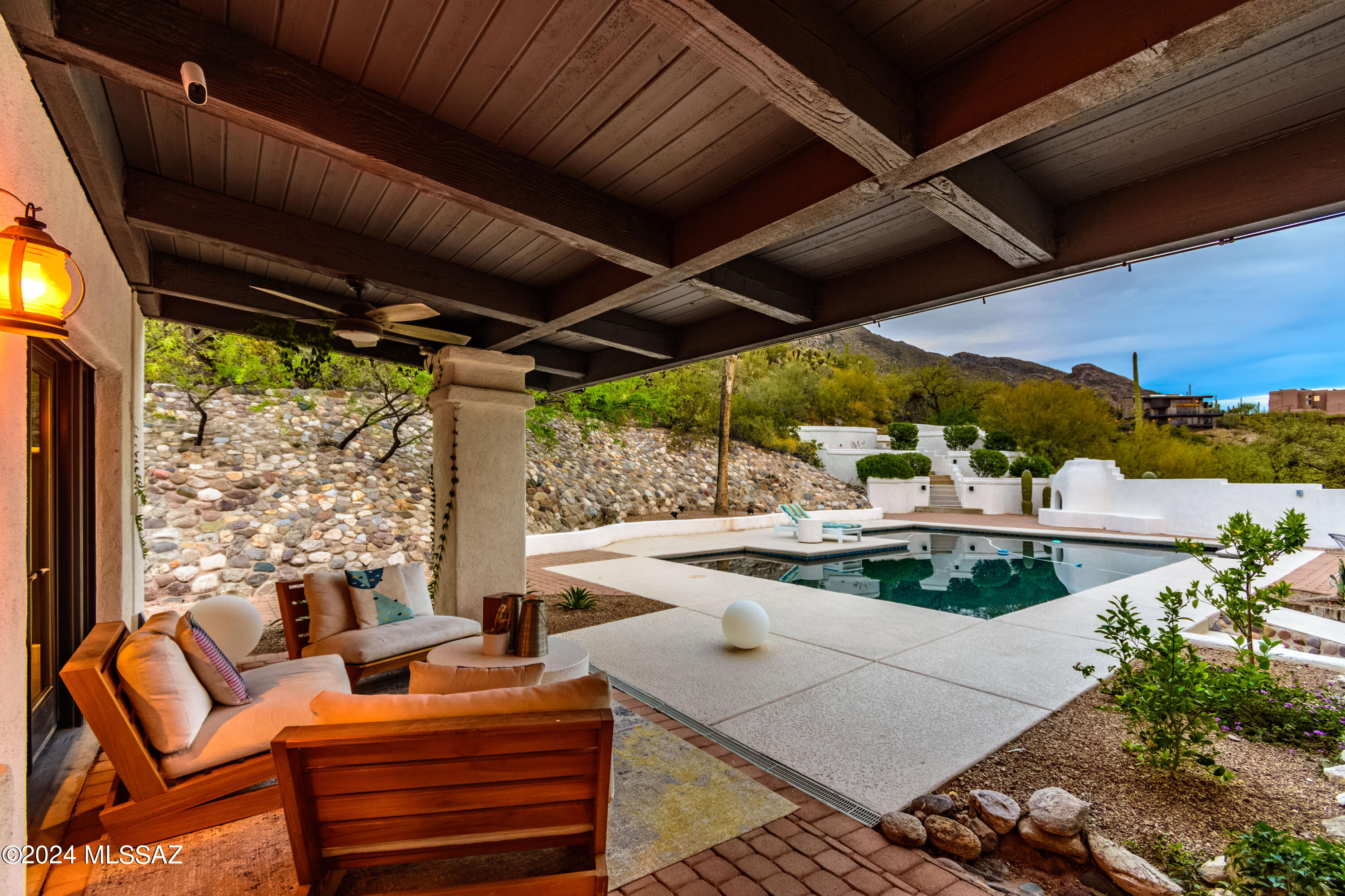 4235 E Coronado Drive
