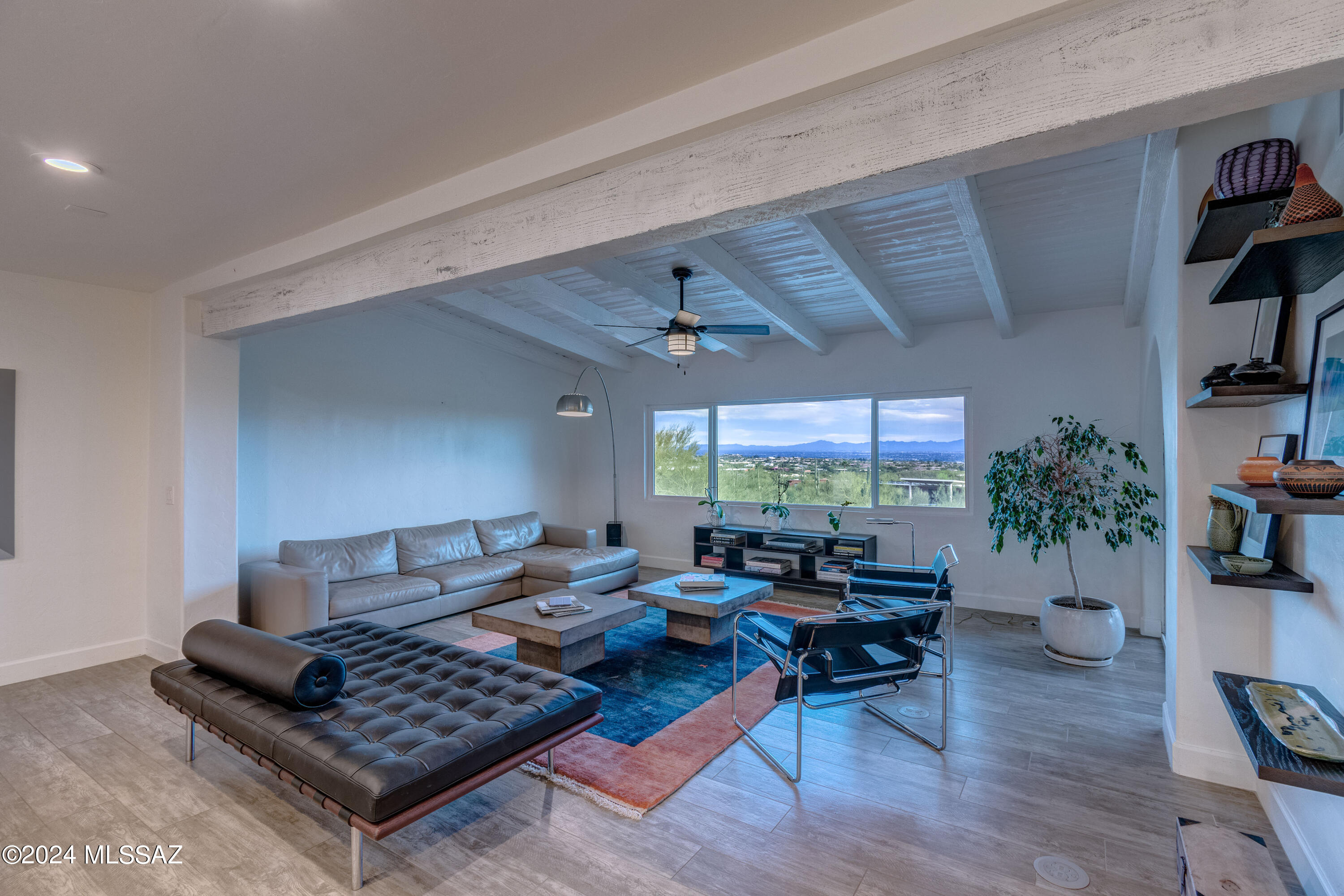 4235 E Coronado Drive