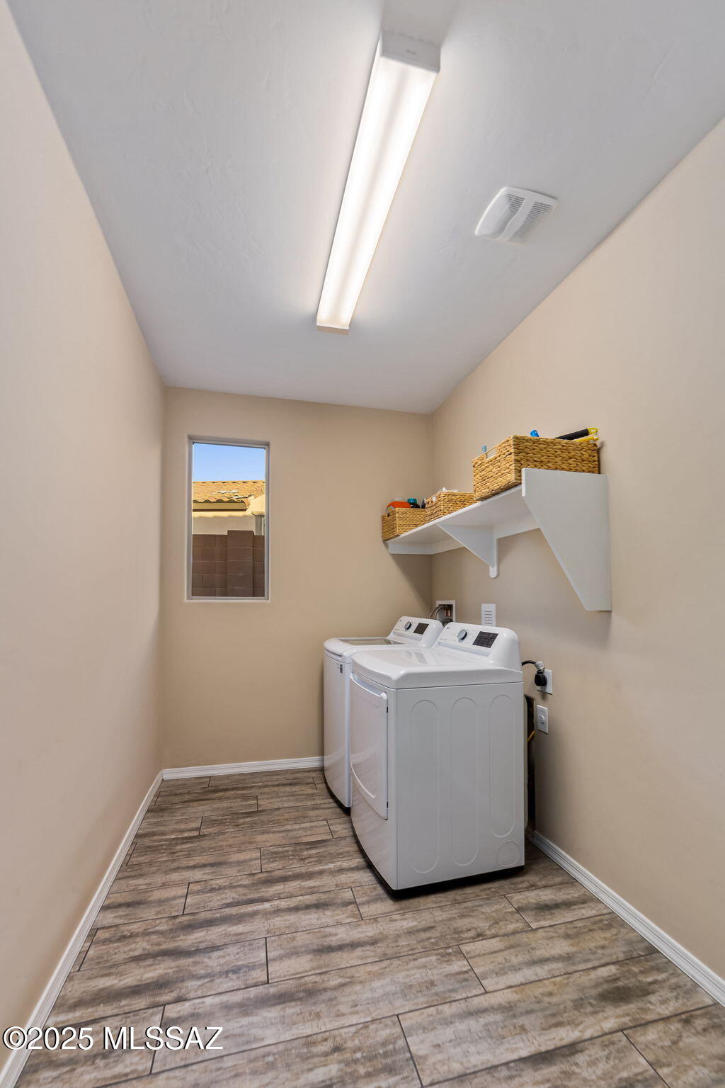 5359 W Avenida Tierra Alta