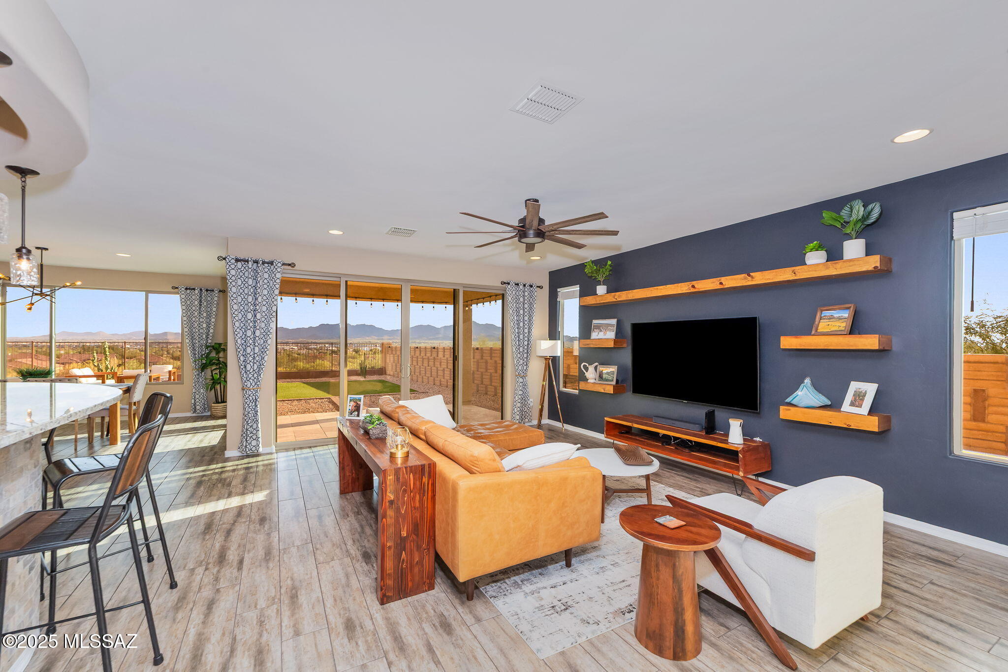 5359 W Avenida Tierra Alta