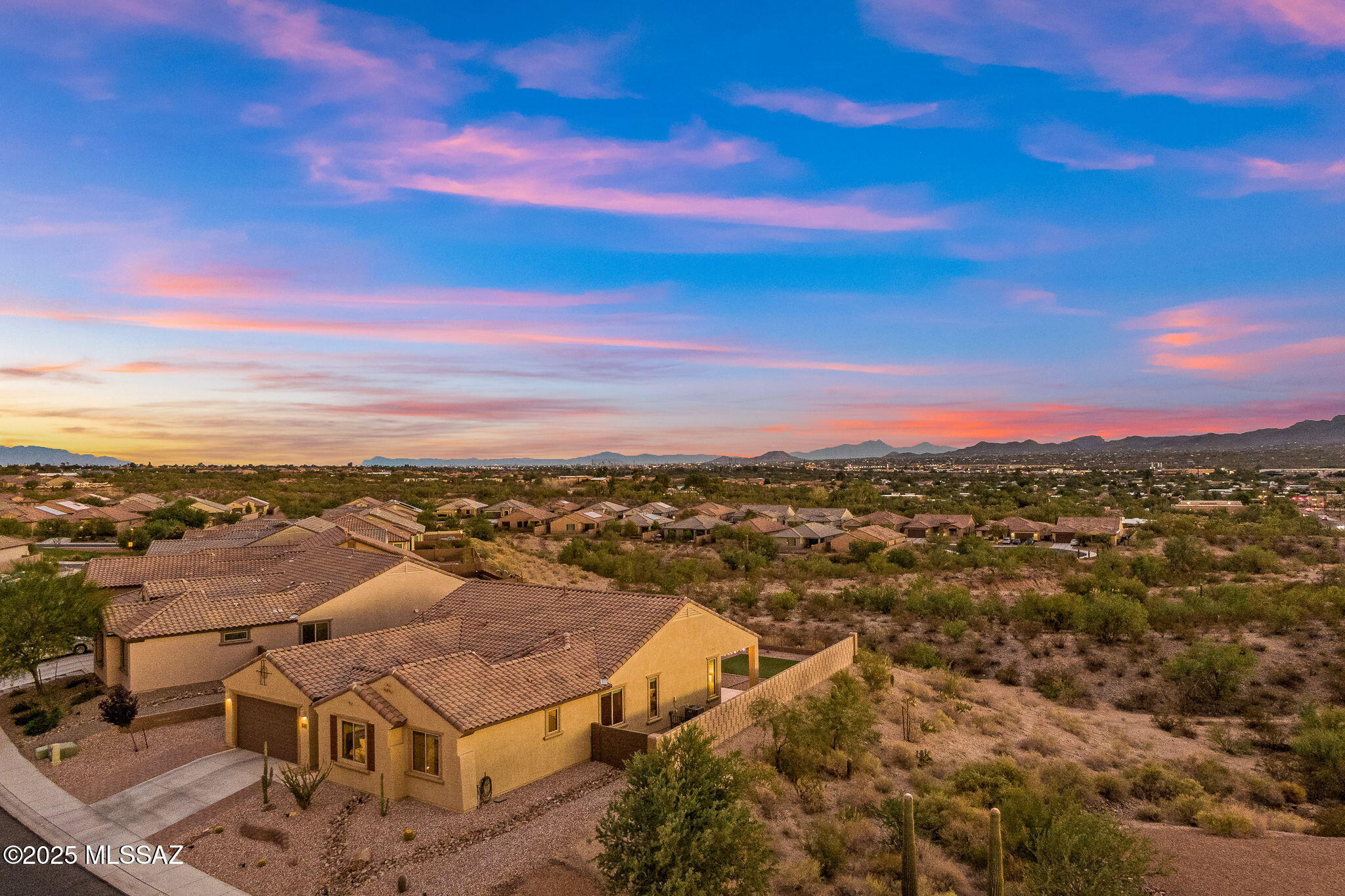 5359 W Avenida Tierra Alta