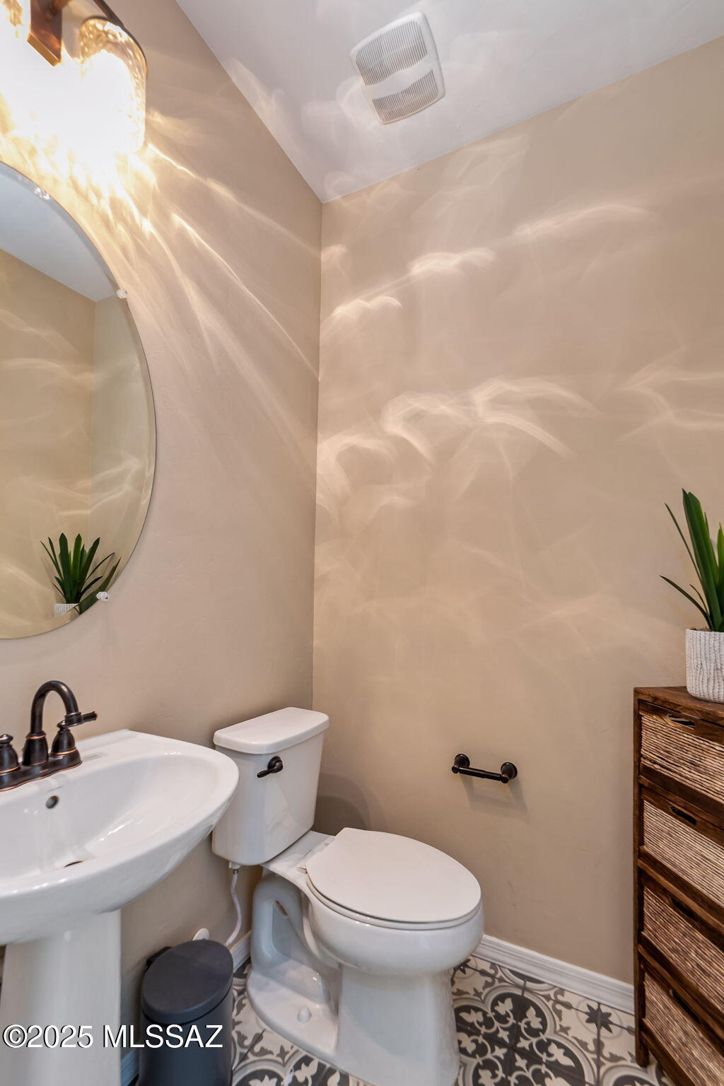 5359 W Avenida Tierra Alta