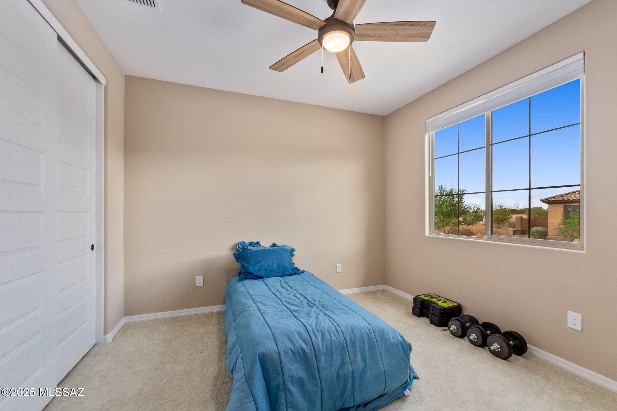 5359 W Avenida Tierra Alta
