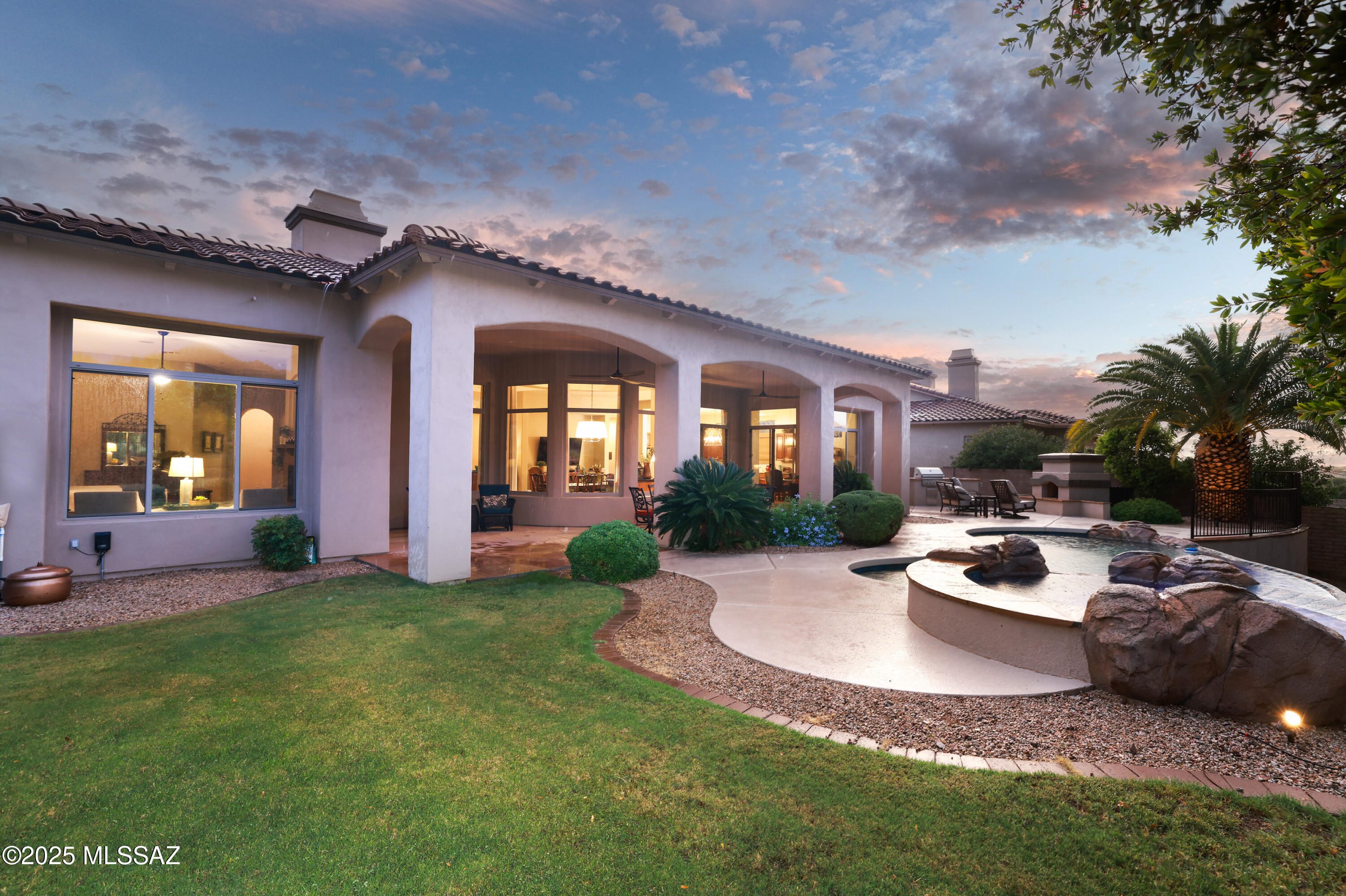 14192 N Sunset Gallery Drive
