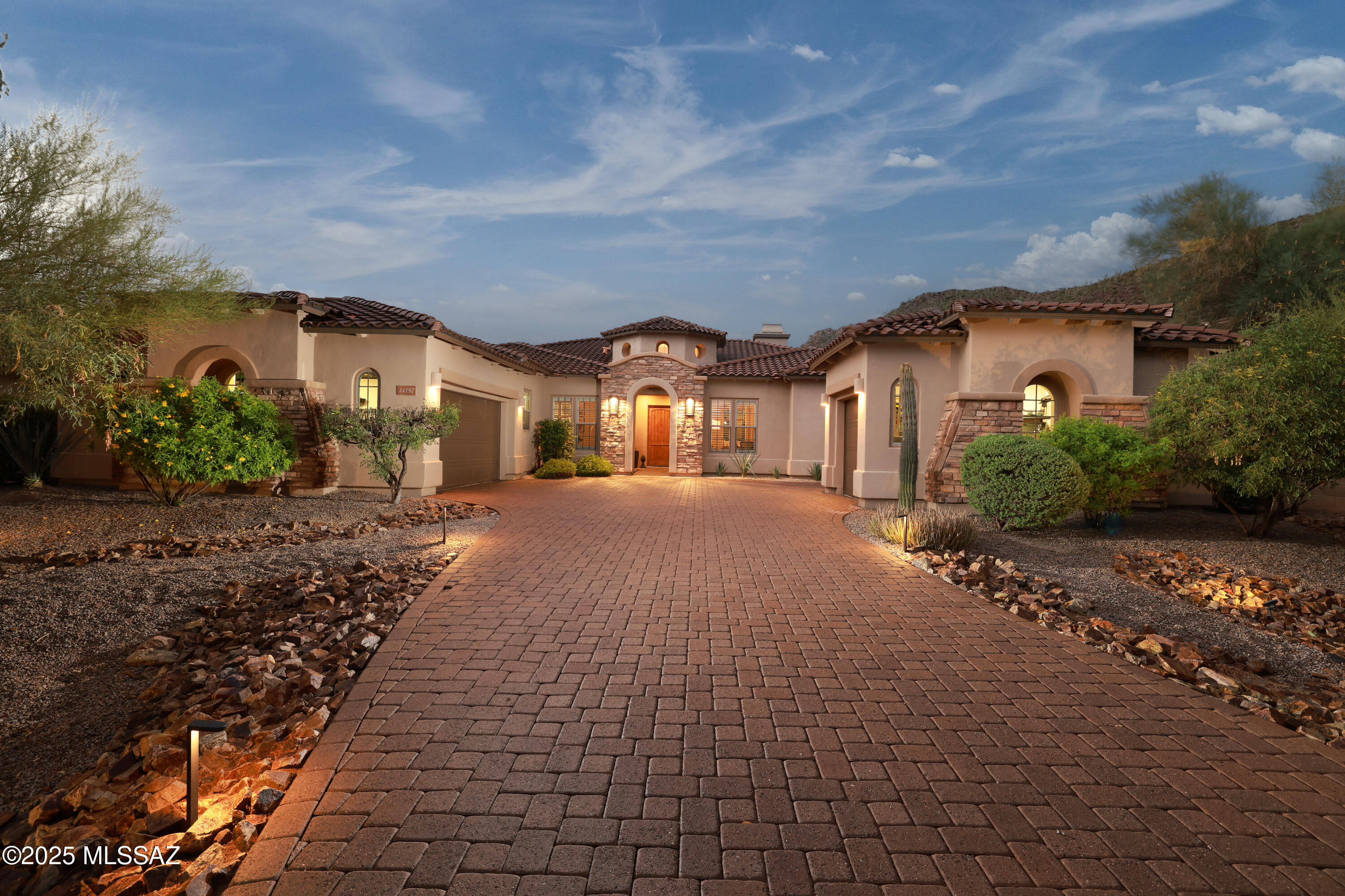14192 N Sunset Gallery Drive