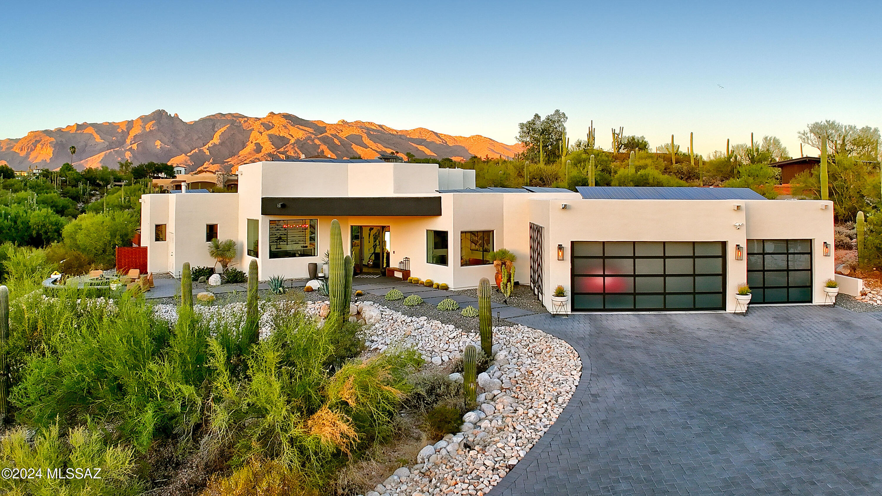 4334 N CAMINO DEL OBISPO