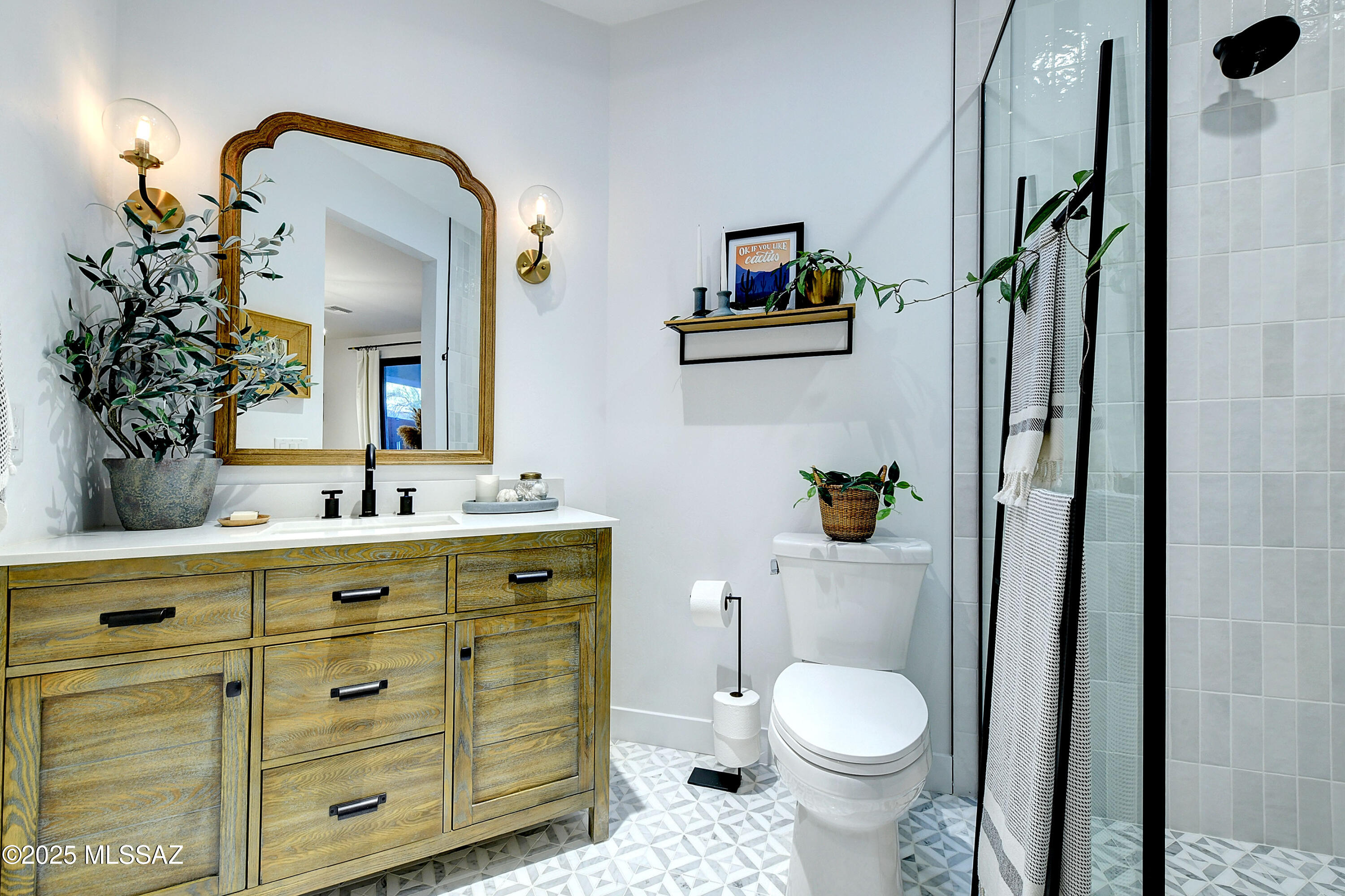 4334 N CAMINO DEL OBISPO