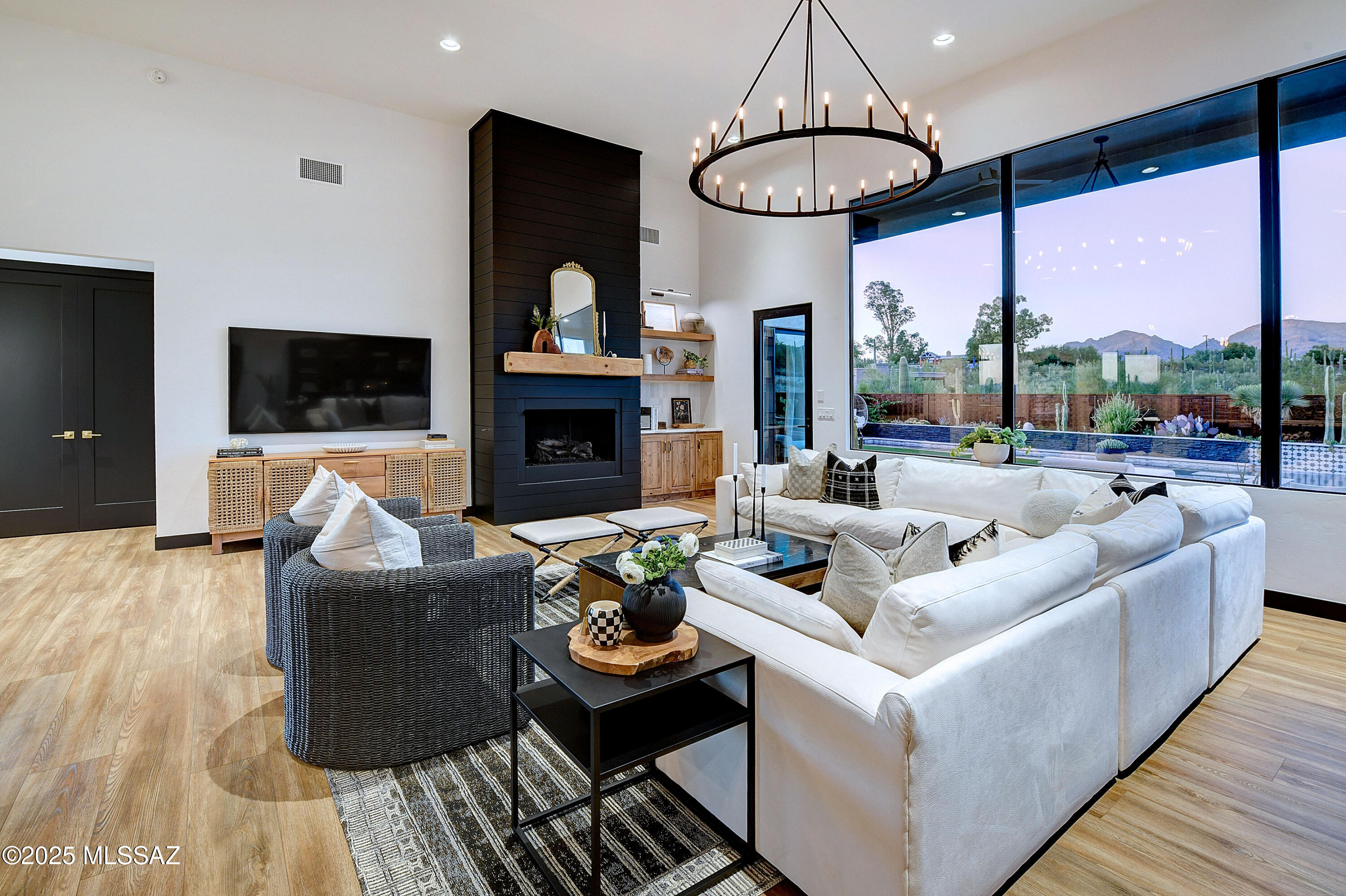 4334 N CAMINO DEL OBISPO