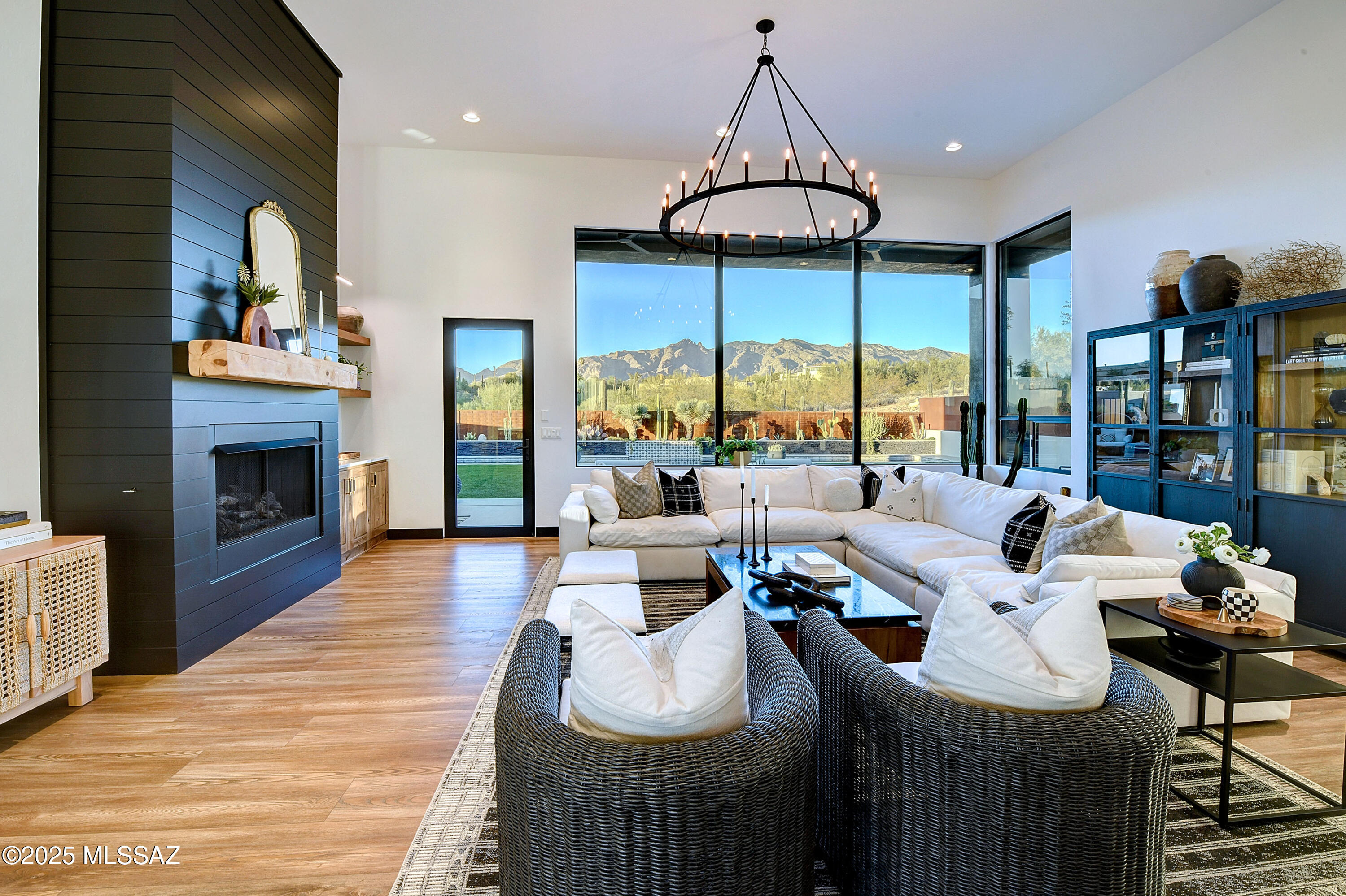 4334 N CAMINO DEL OBISPO