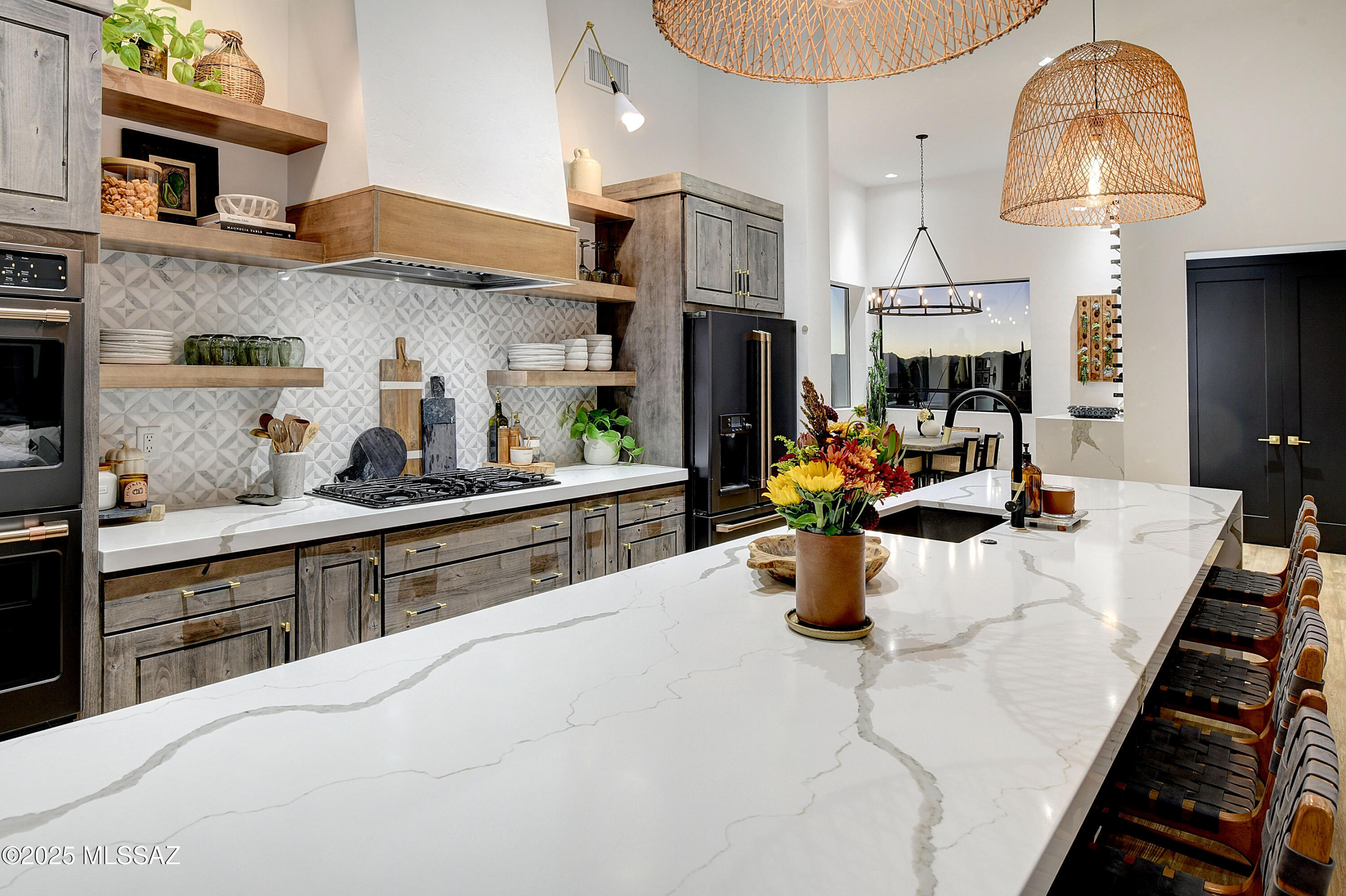 4334 N CAMINO DEL OBISPO