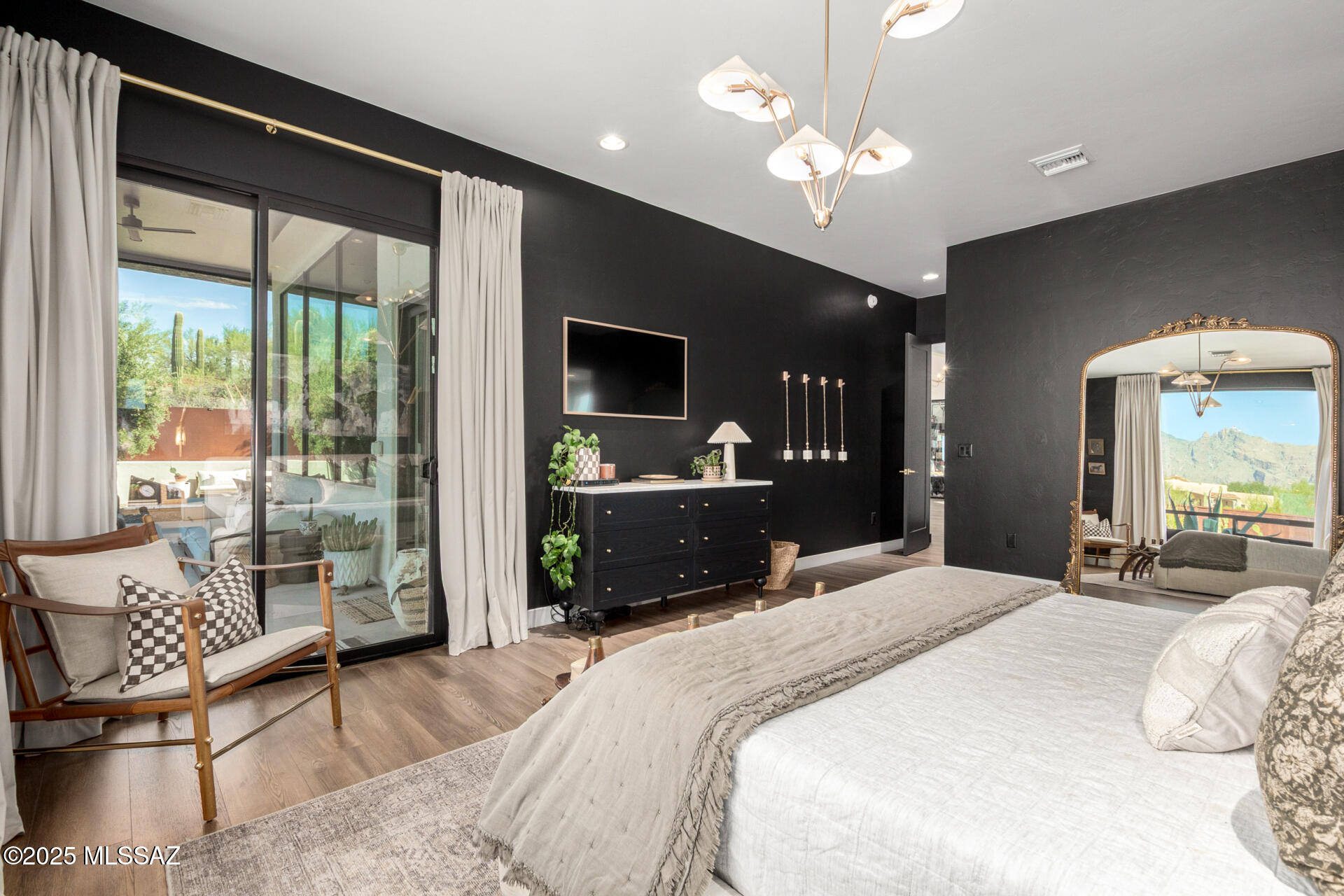 4334 N CAMINO DEL OBISPO