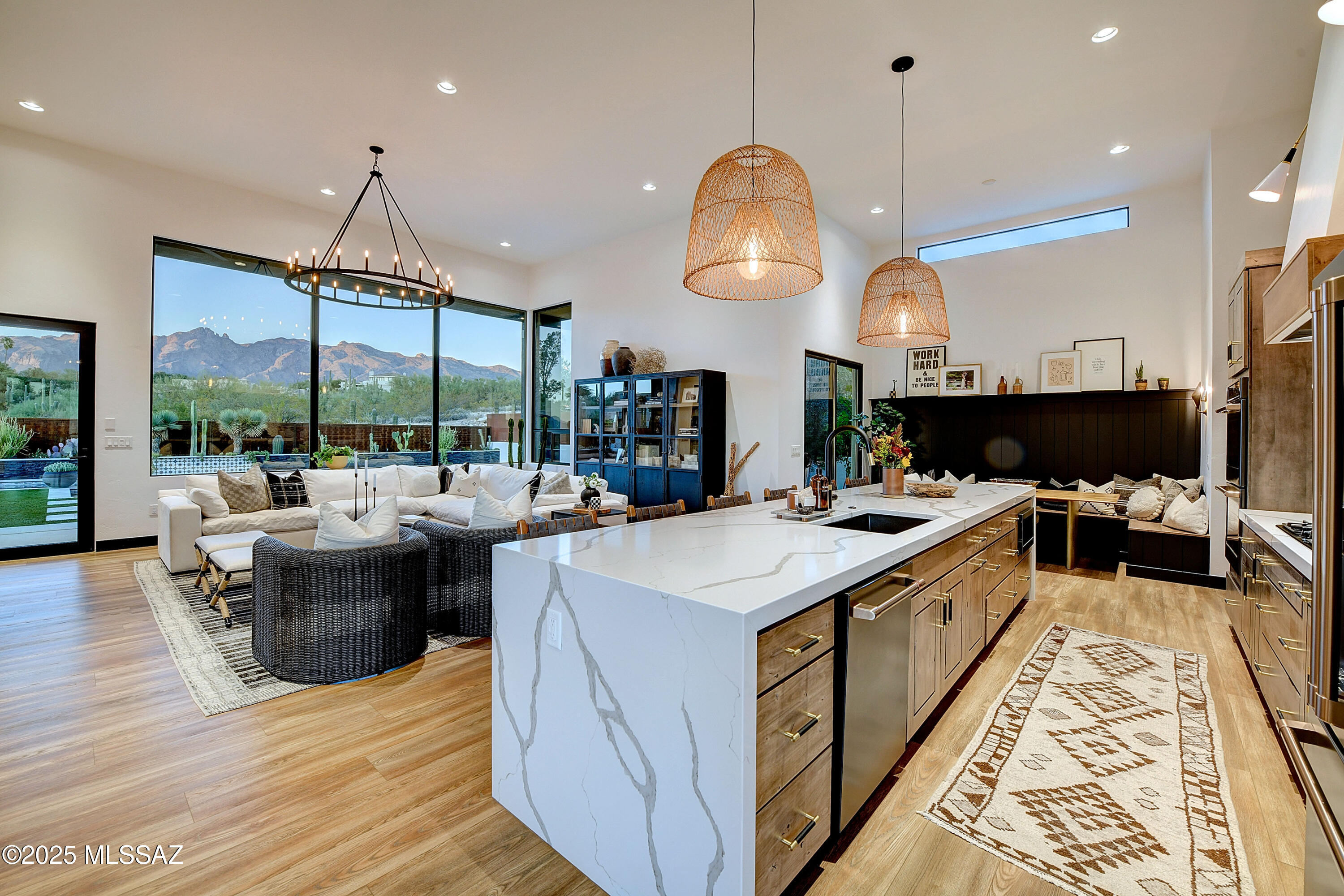 4334 N CAMINO DEL OBISPO