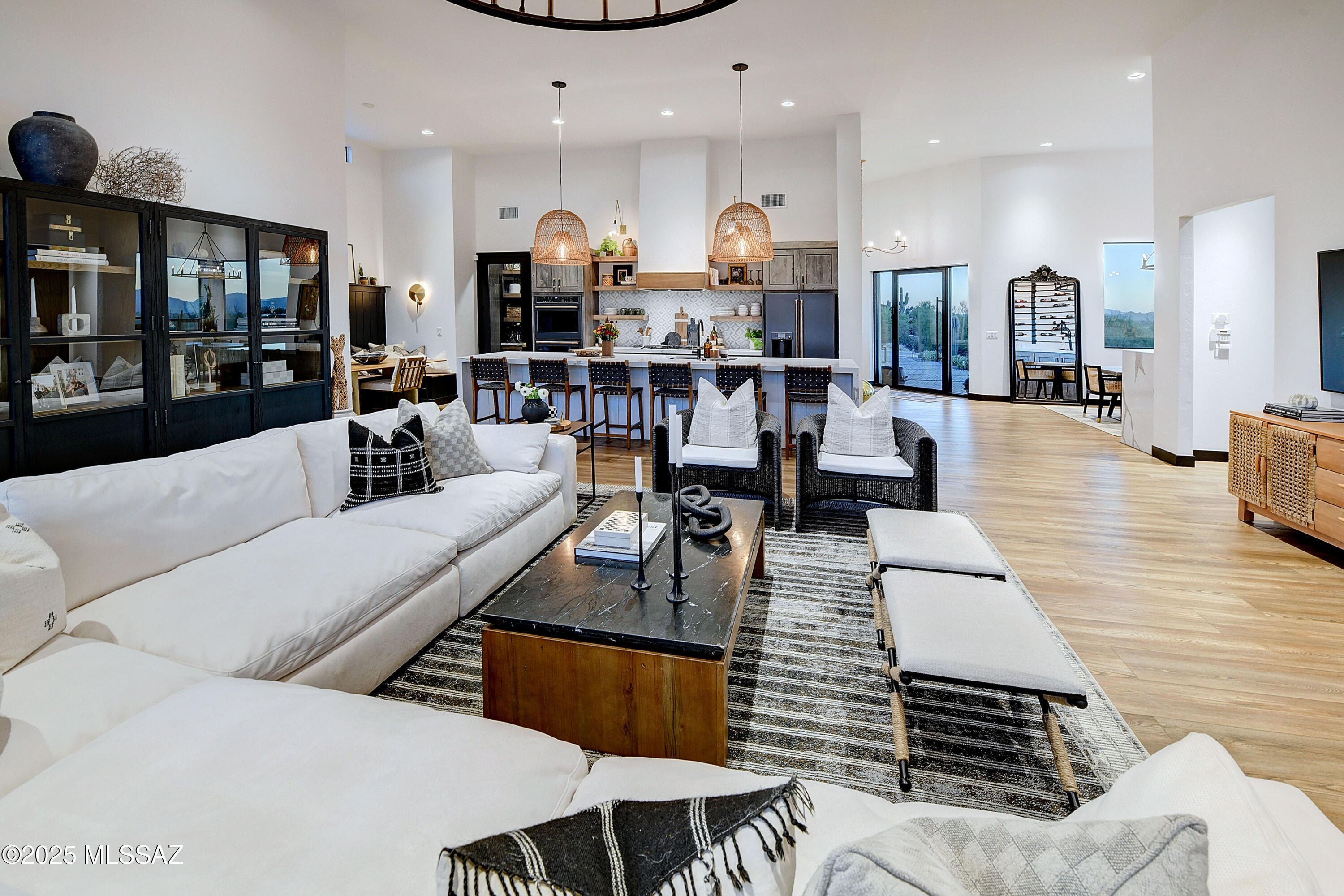 4334 N CAMINO DEL OBISPO