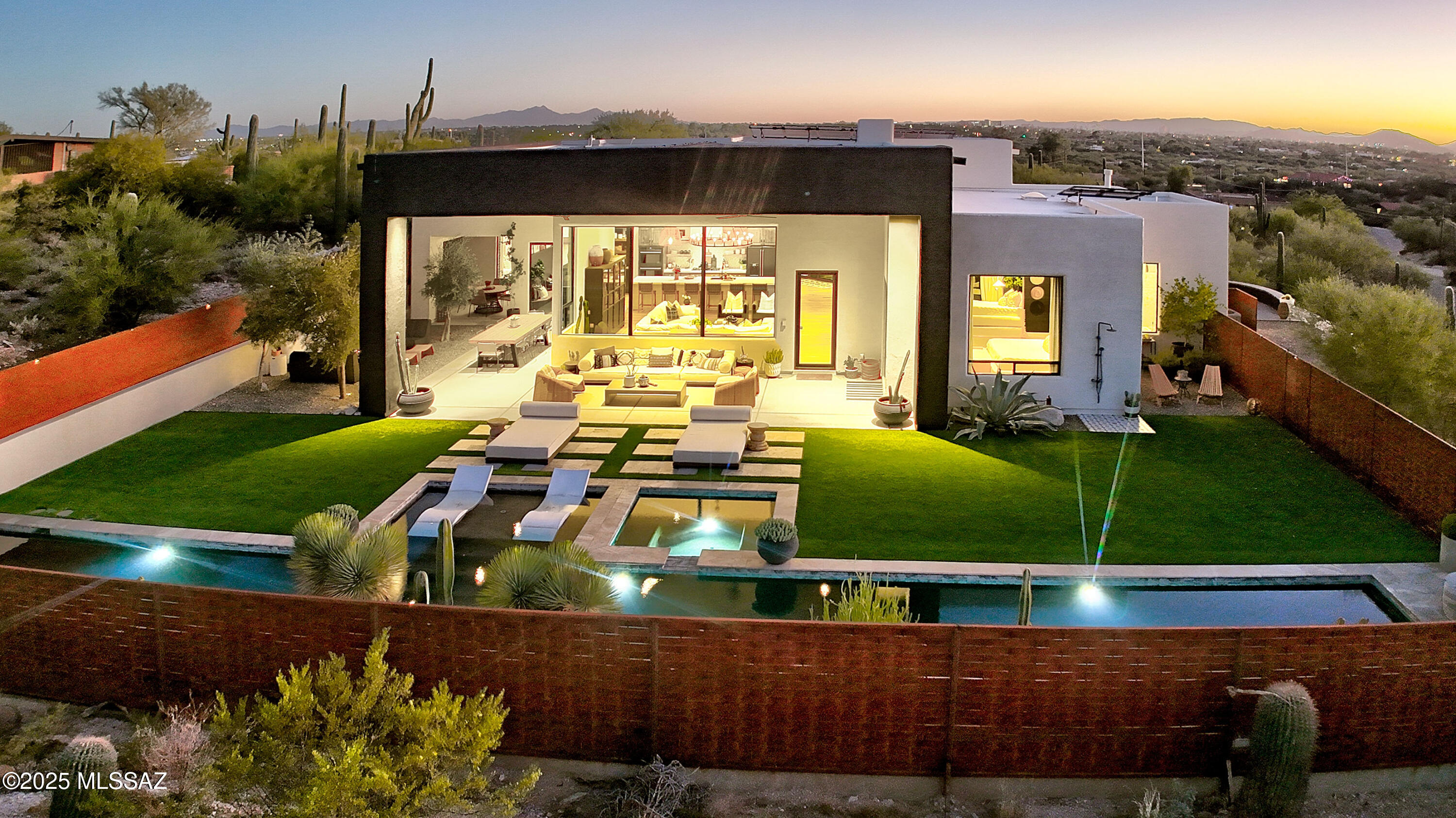 4334 N CAMINO DEL OBISPO