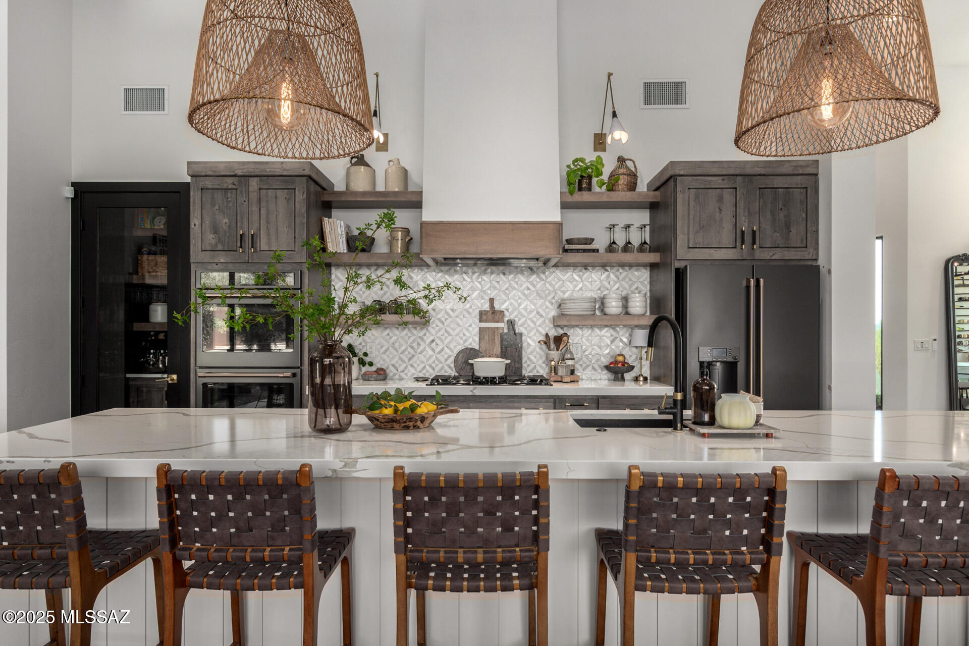 4334 N CAMINO DEL OBISPO