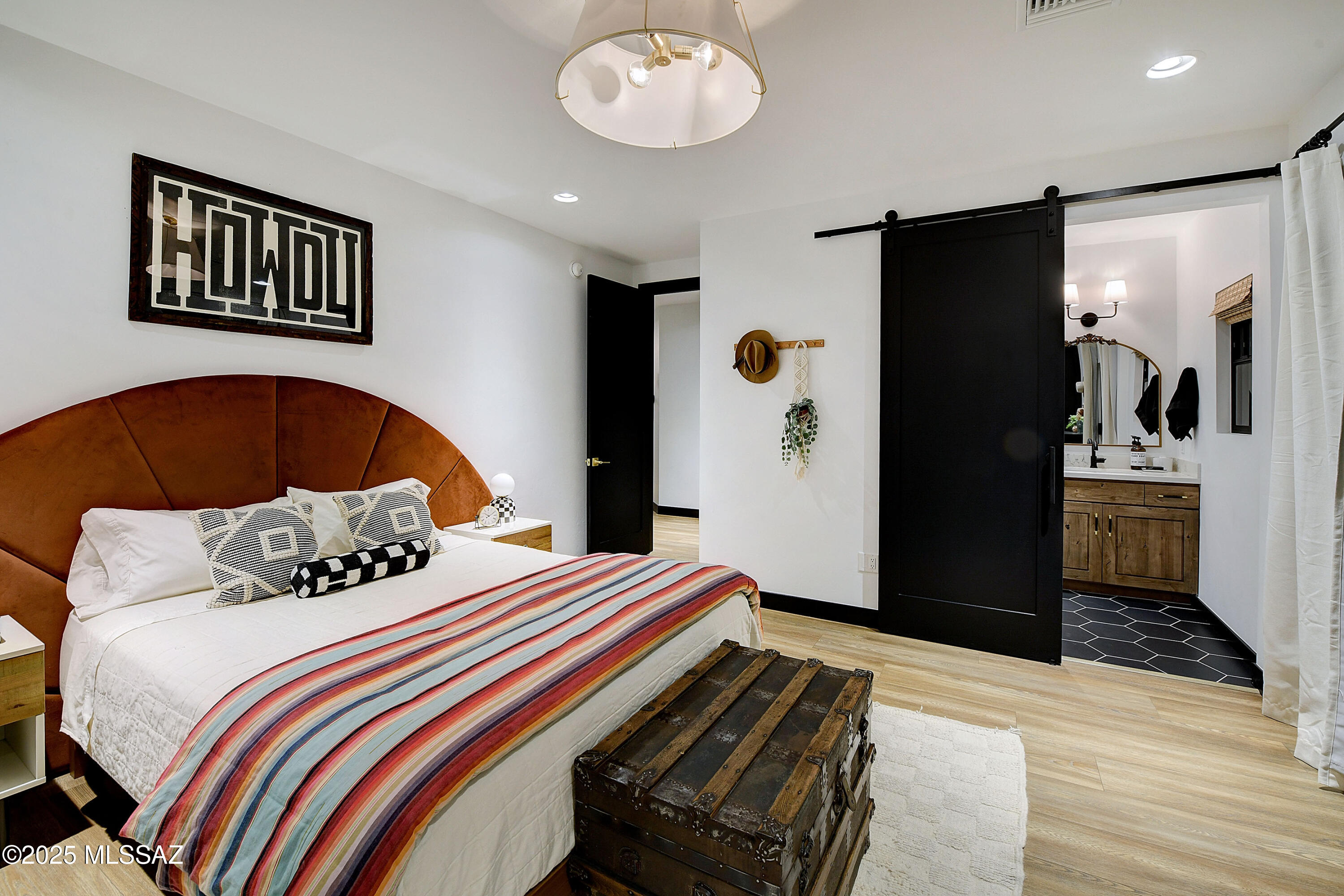 4334 N CAMINO DEL OBISPO