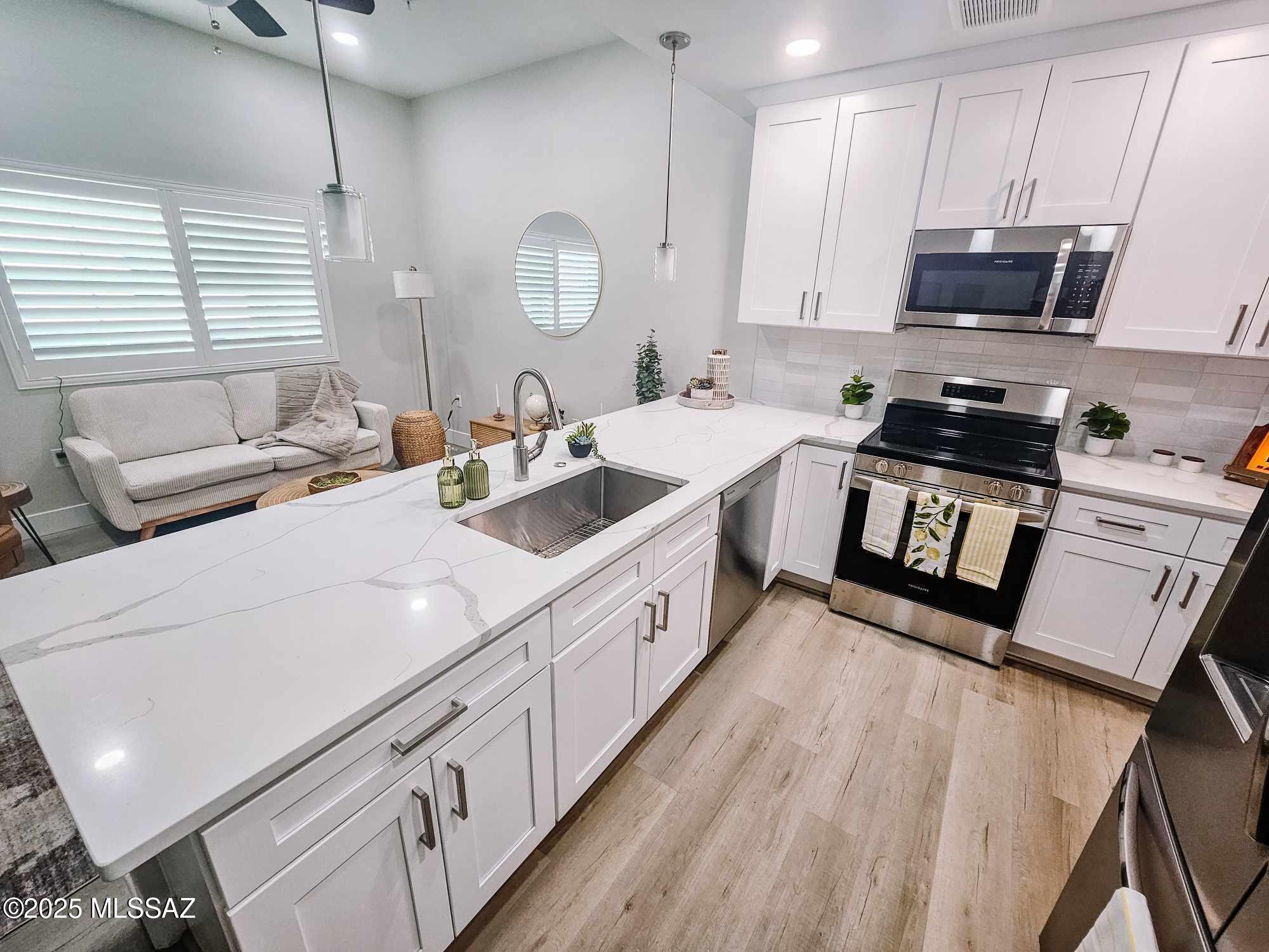 2030 E River Road Unit: 201