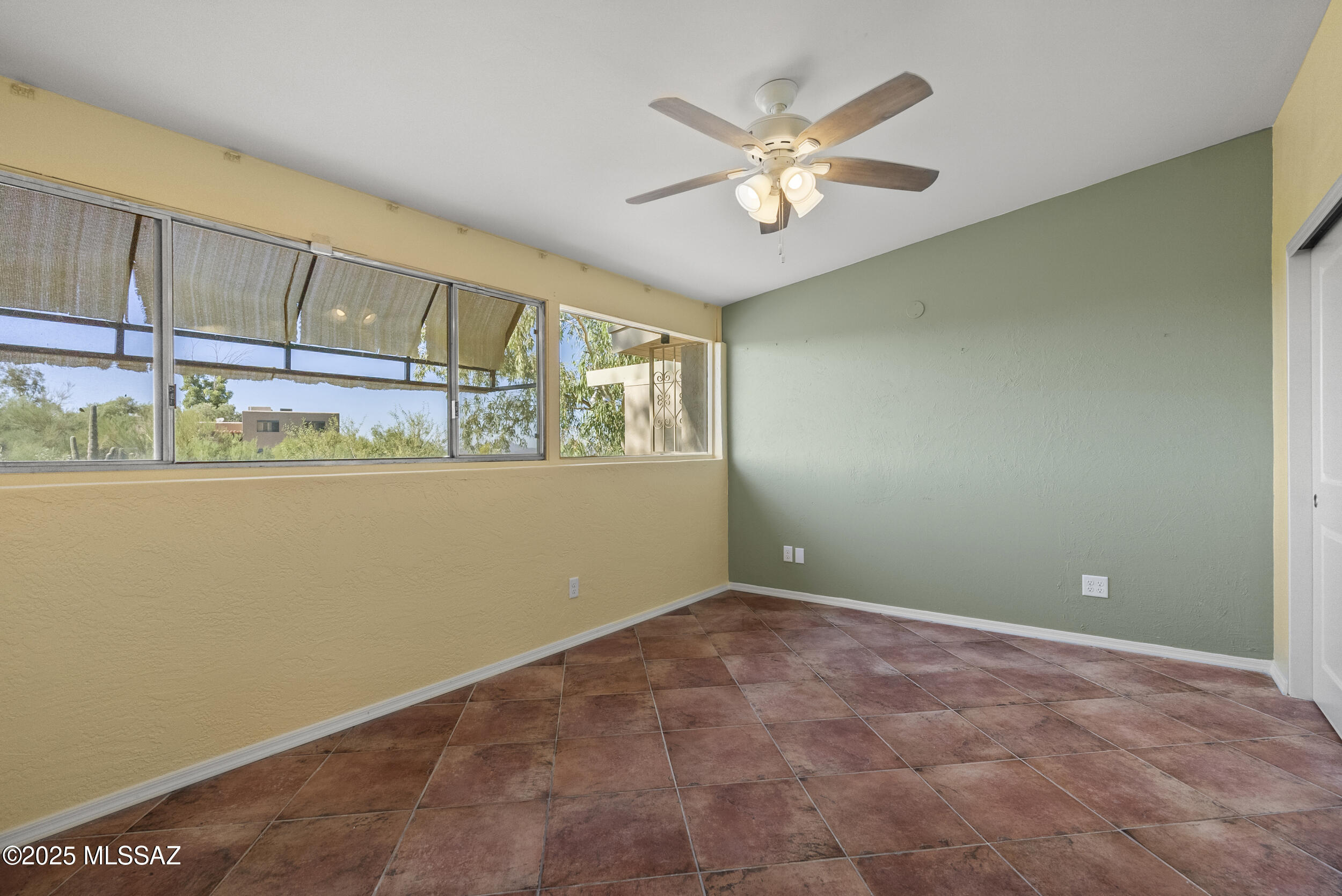 4675 E Calle Del Pantera