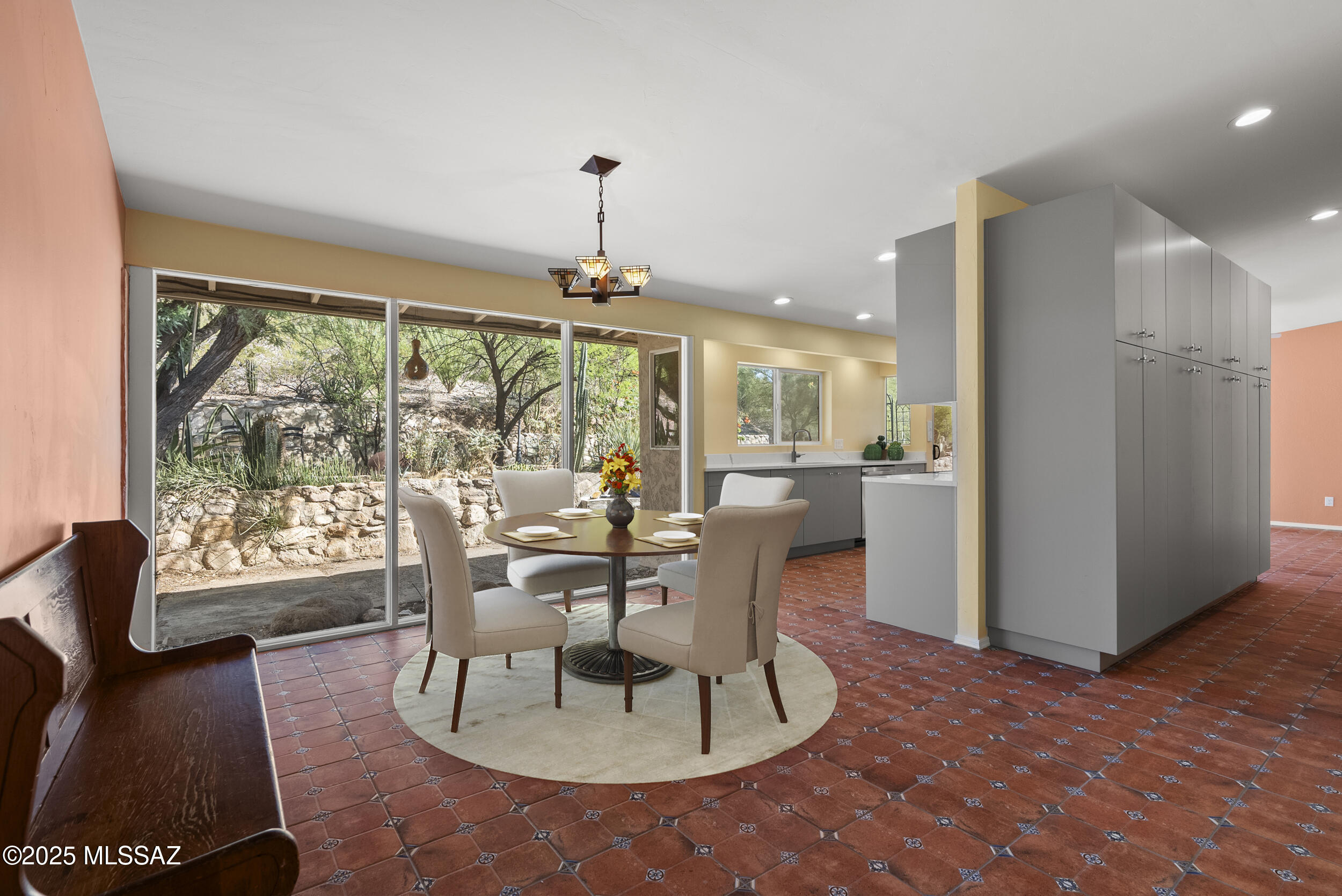 4675 E Calle Del Pantera