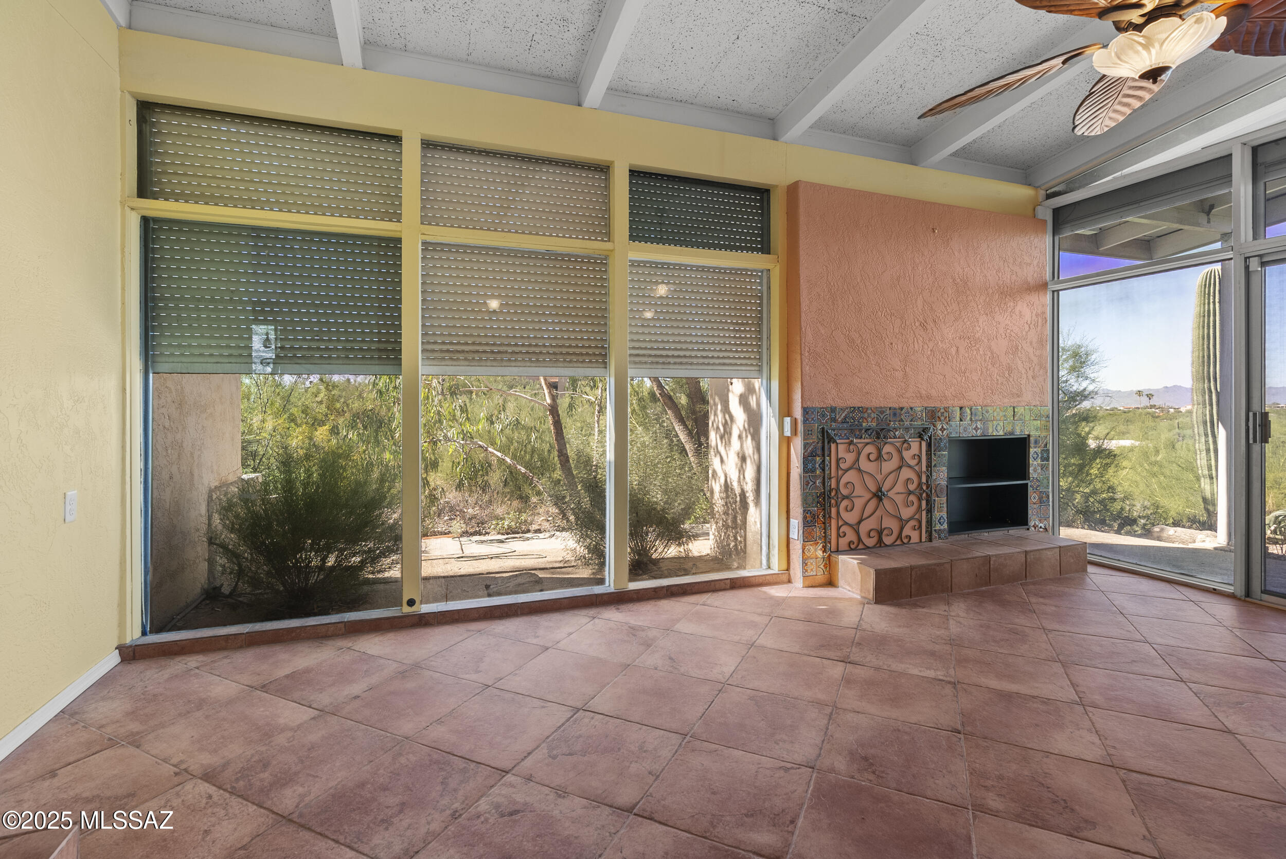4675 E Calle Del Pantera