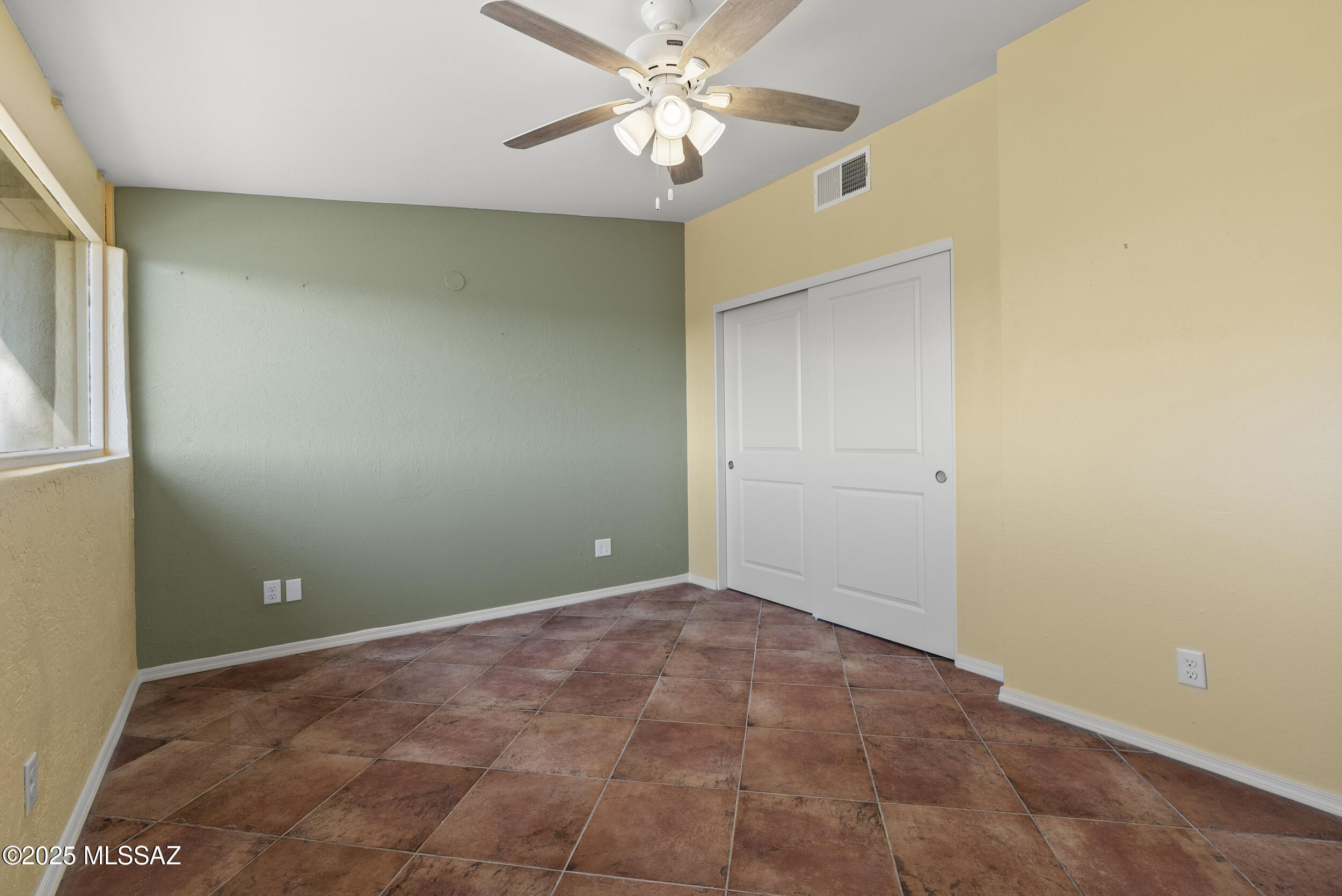 4675 E Calle Del Pantera