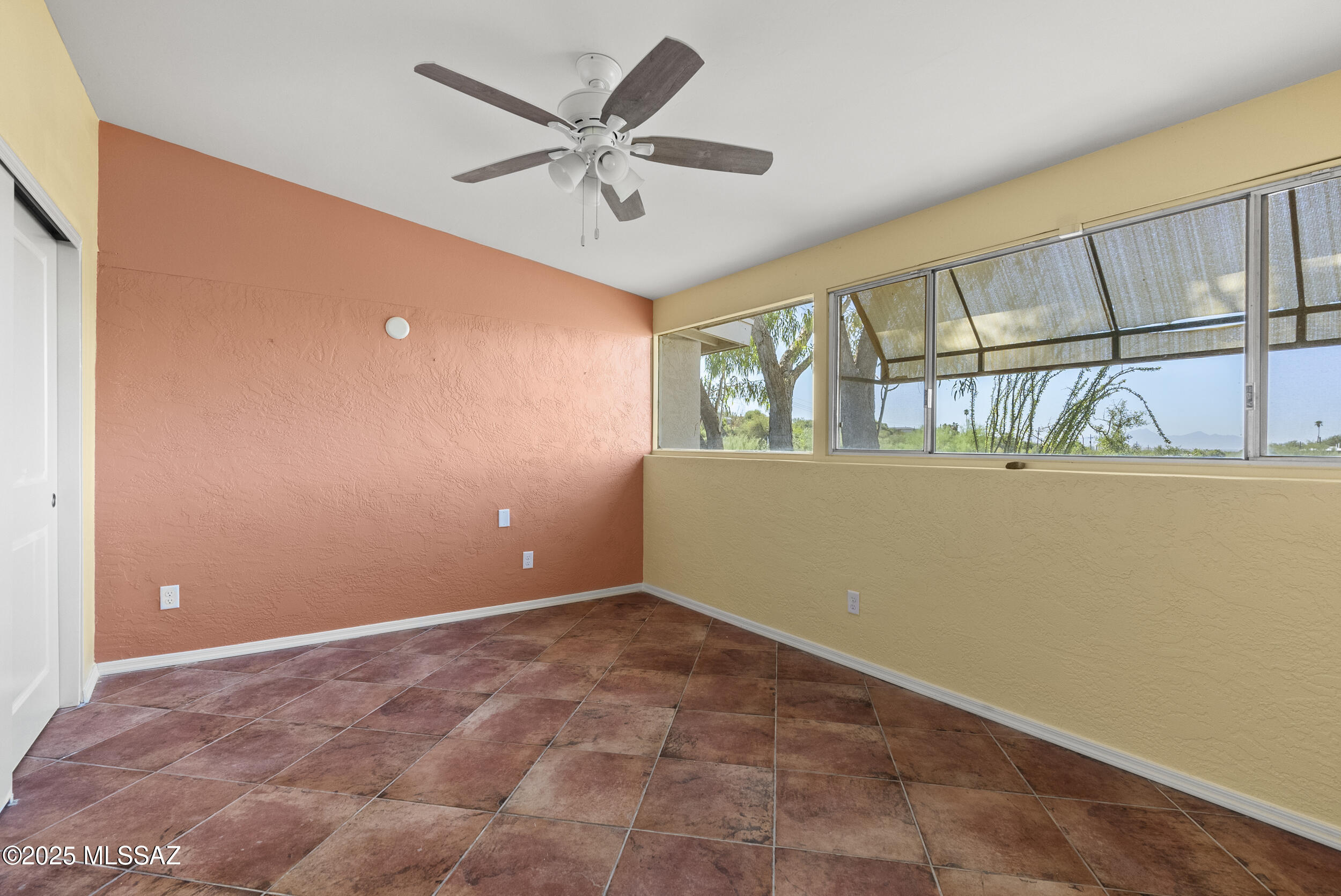 4675 E Calle Del Pantera
