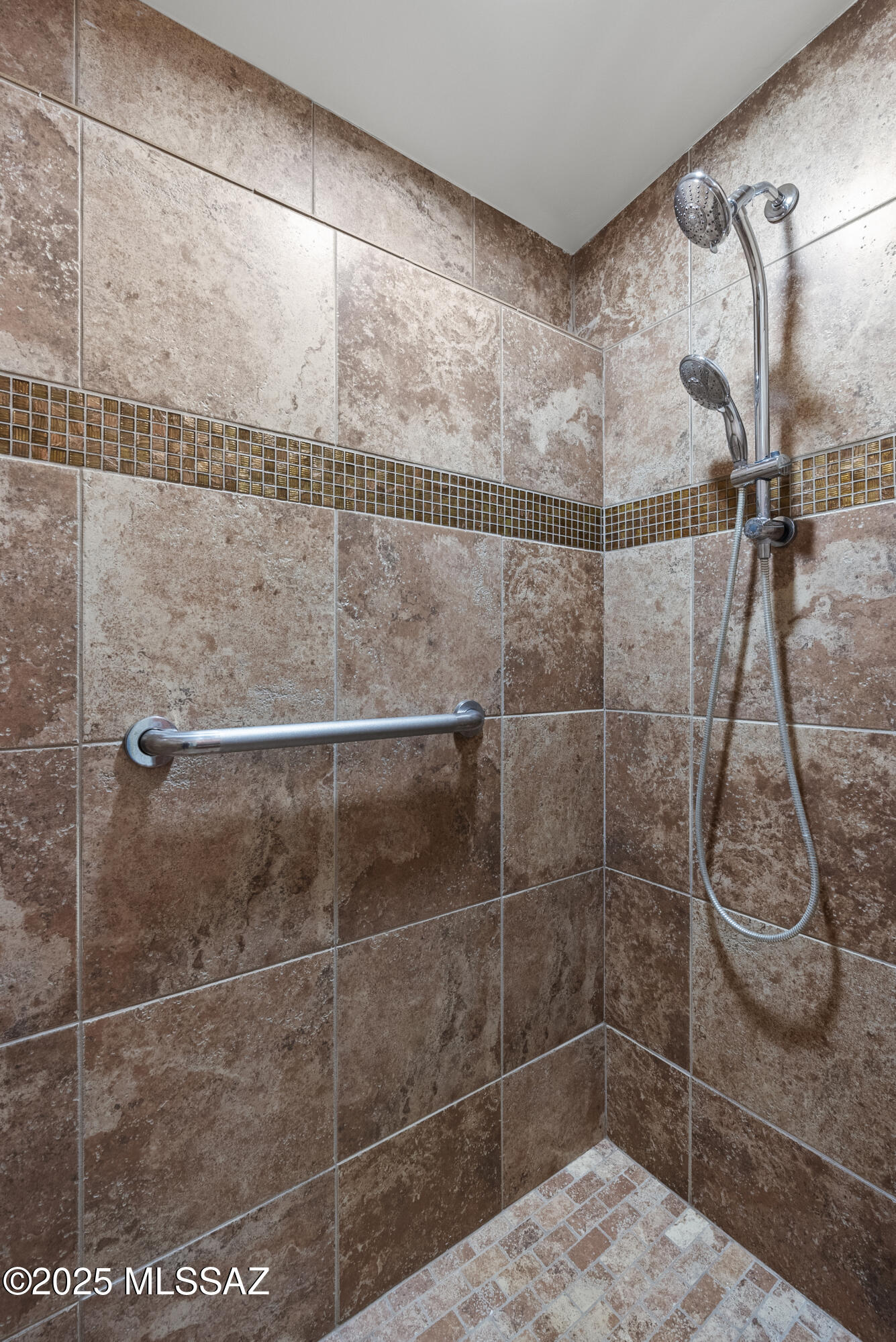 4675 E Calle Del Pantera