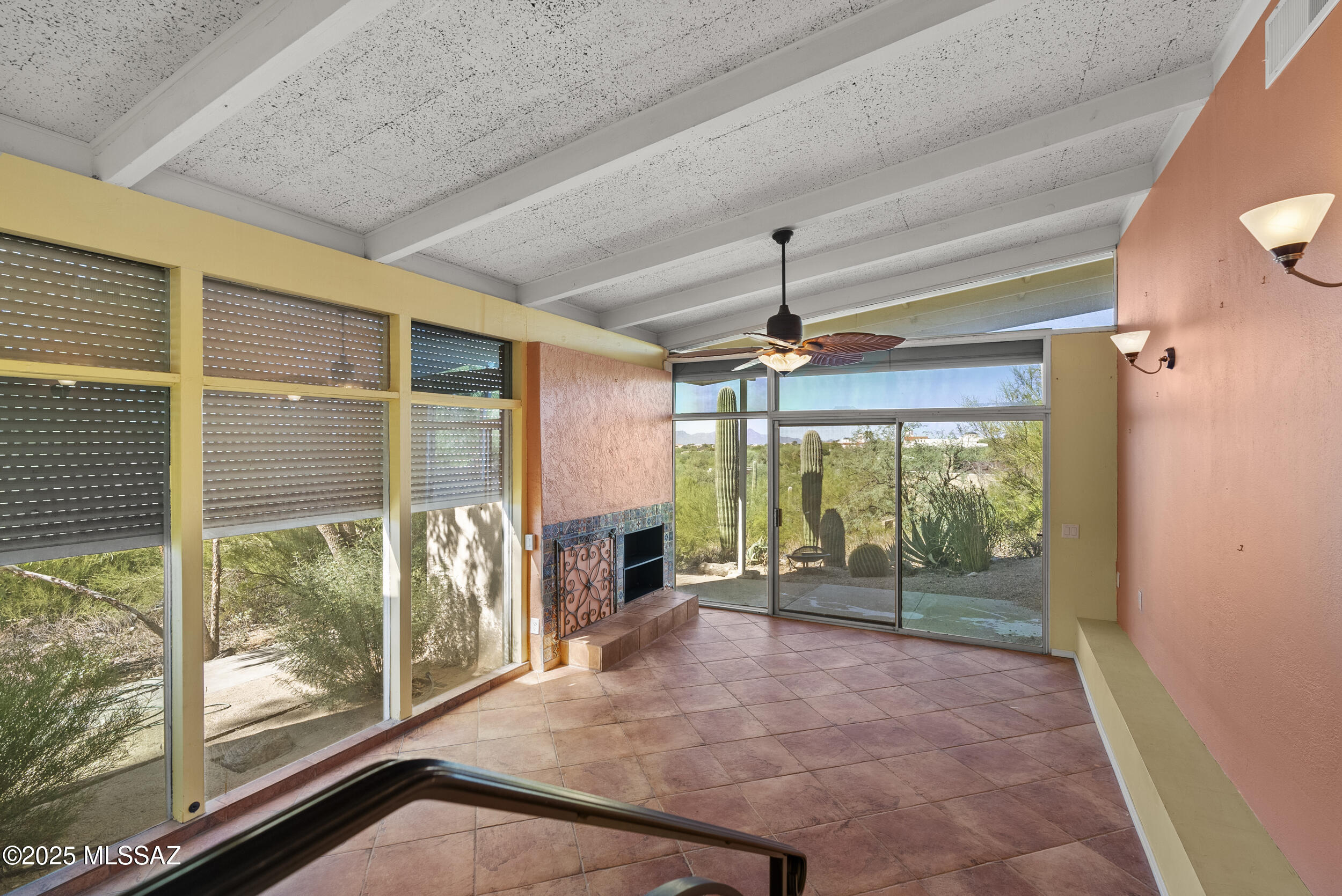 4675 E Calle Del Pantera