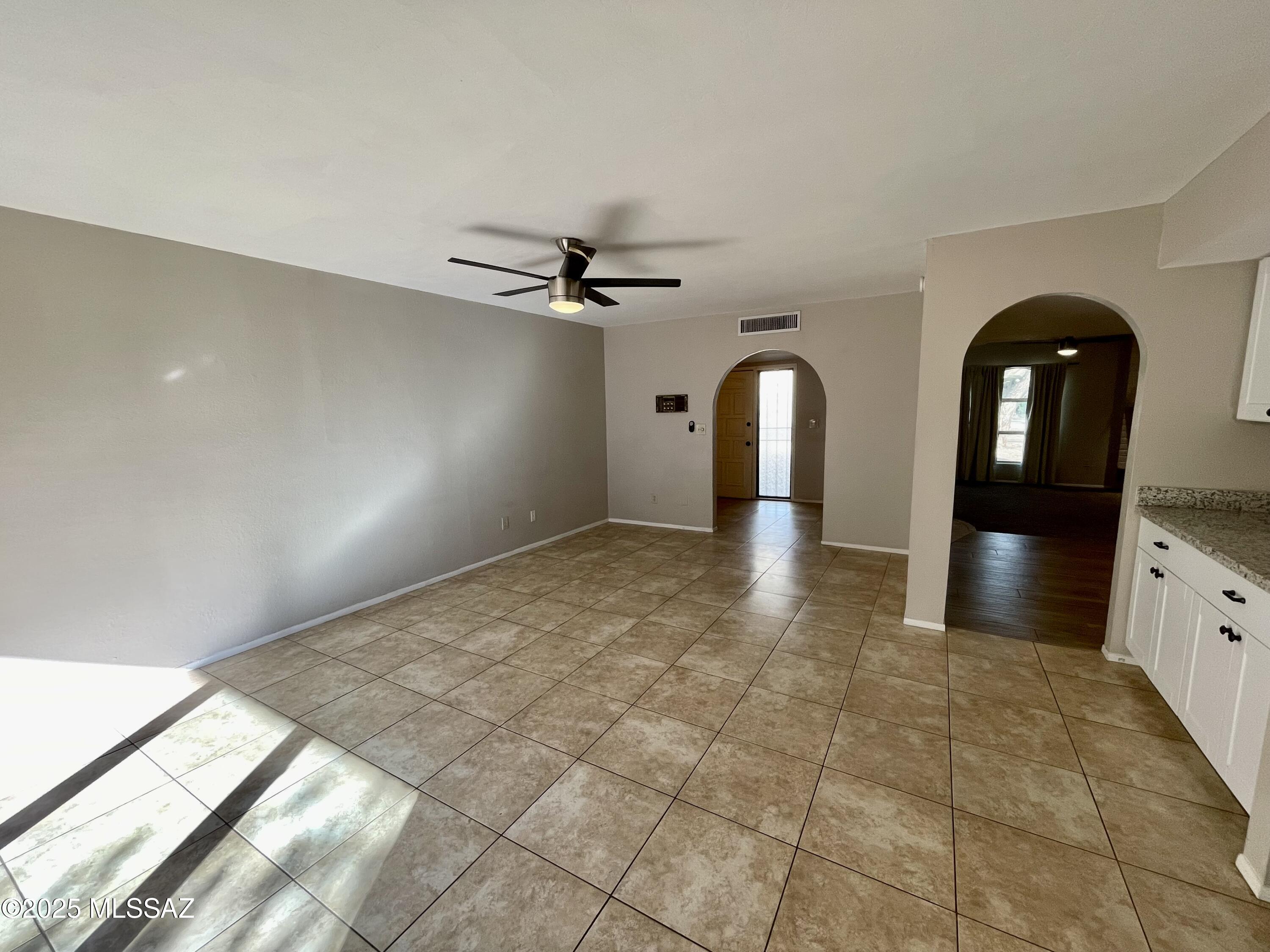 2434 N Shade Tree Circle
