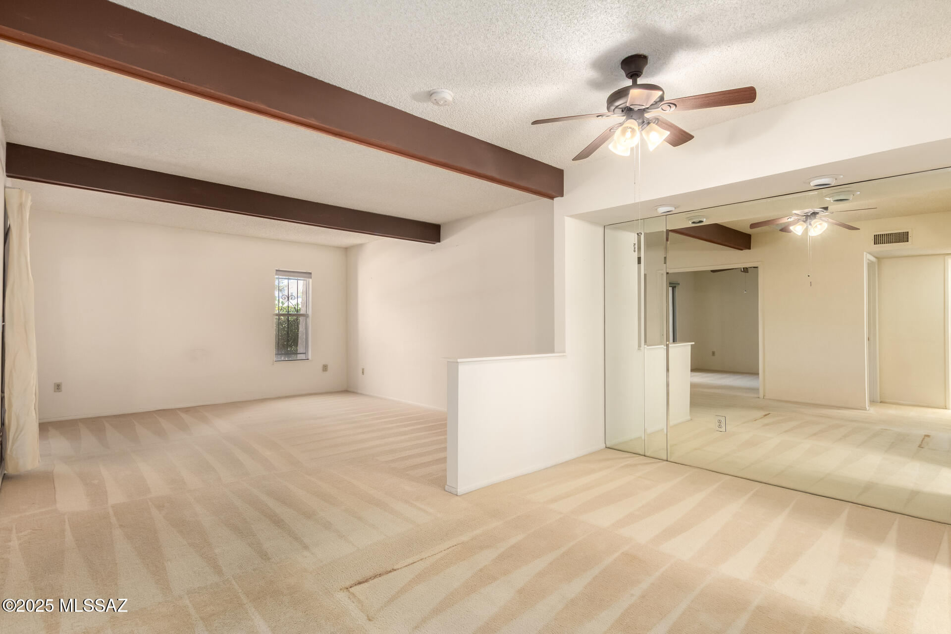 3750 N Country Club Road 1