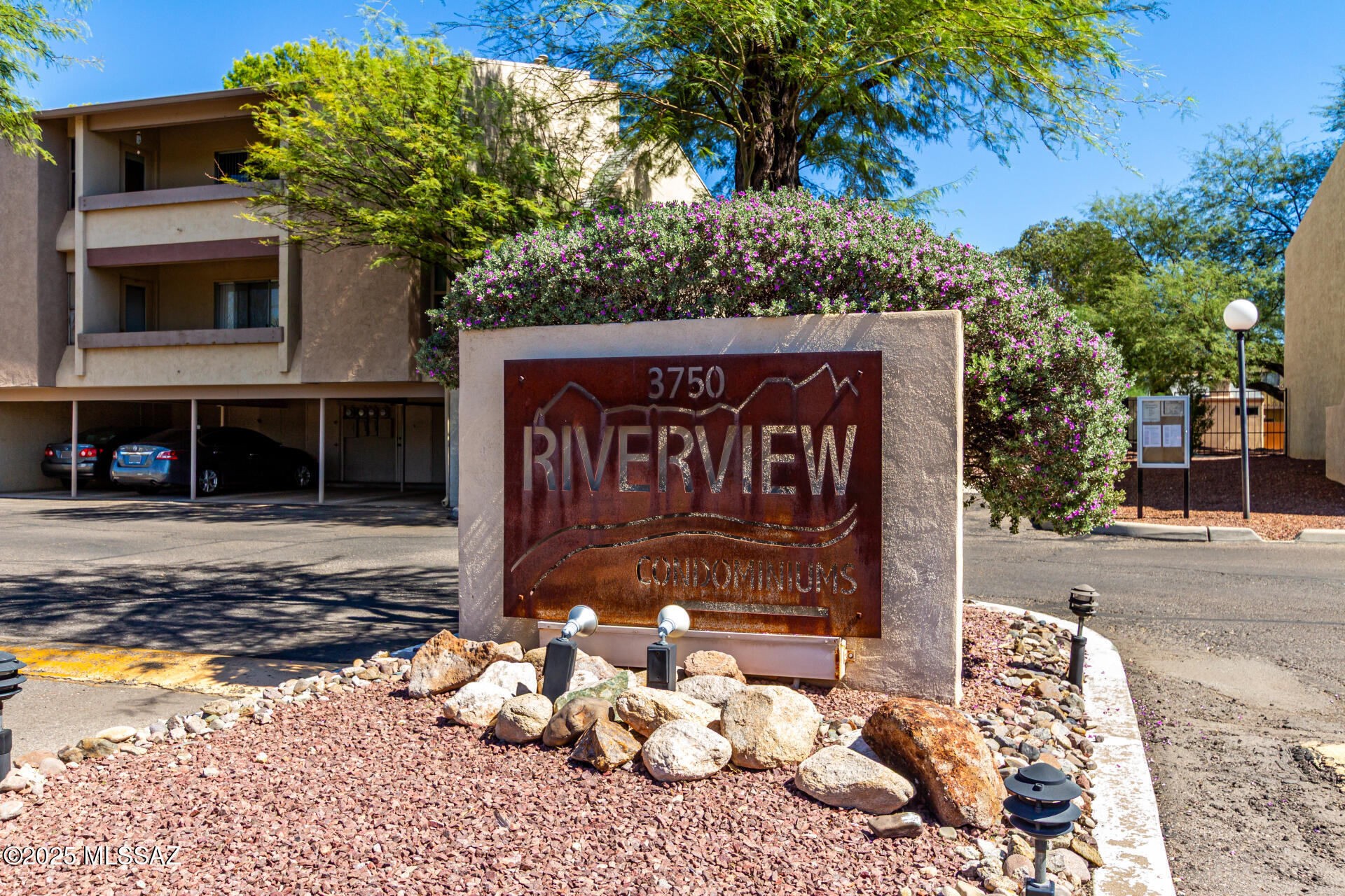 3750 N Country Club Road 1