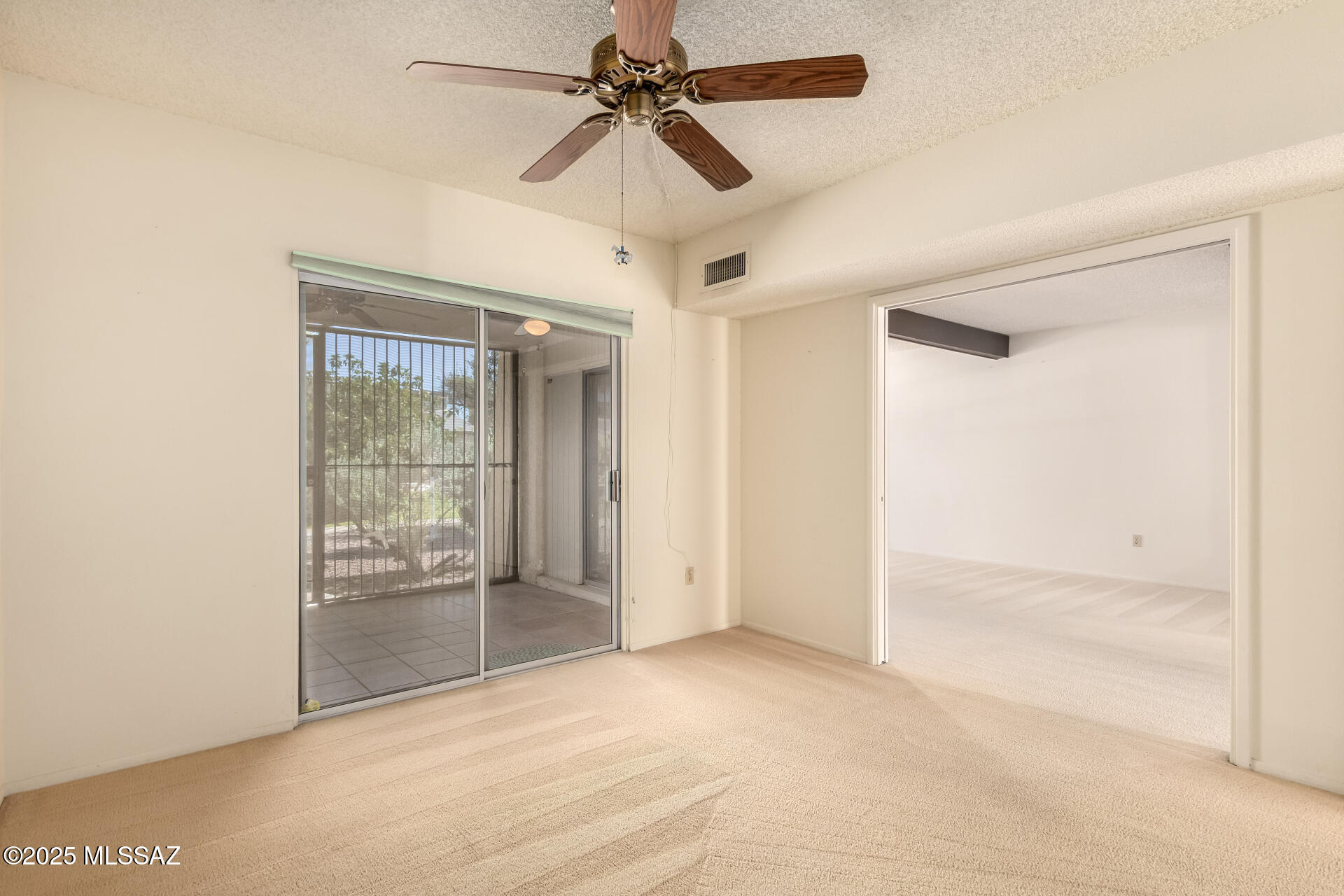 3750 N Country Club Road 1